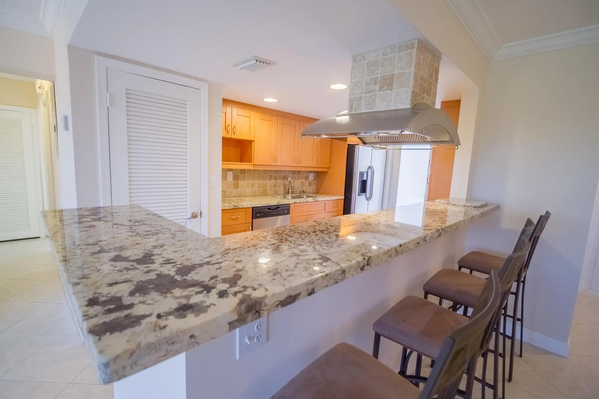 300 E Royal Palm Road, #42b