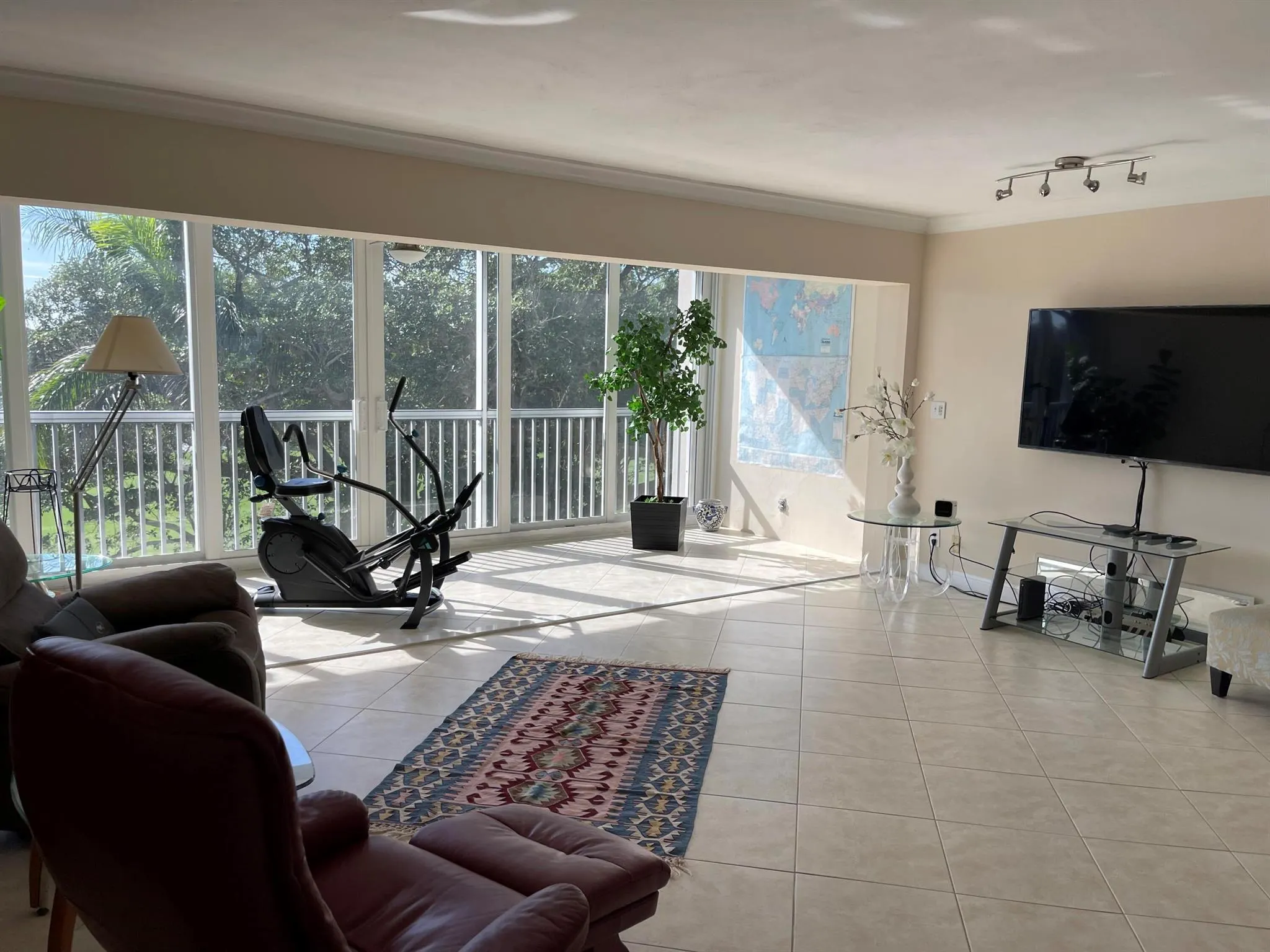 300 E Royal Palm Road, #42b