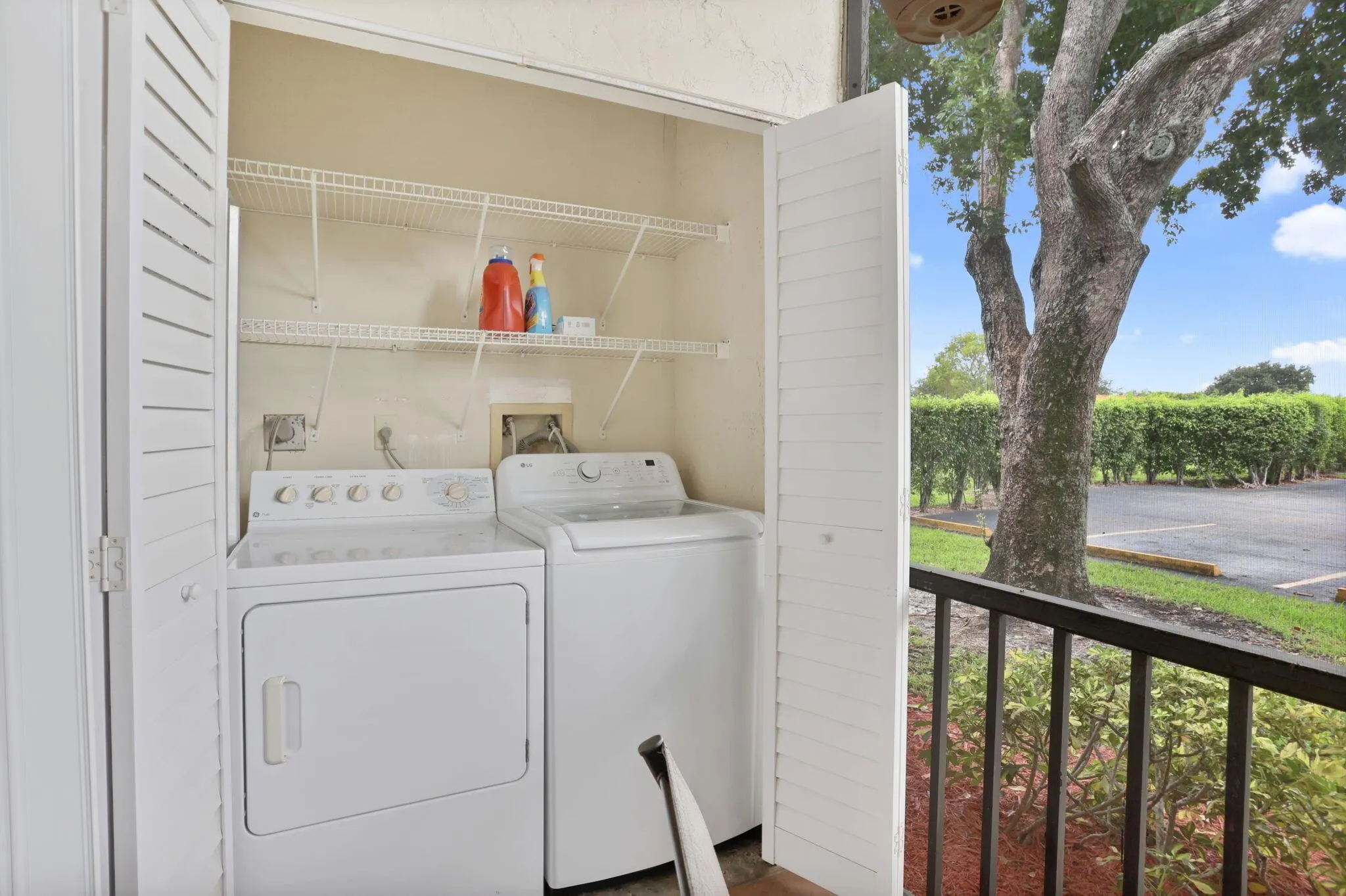9810 Pineapple Tree Drive, #111