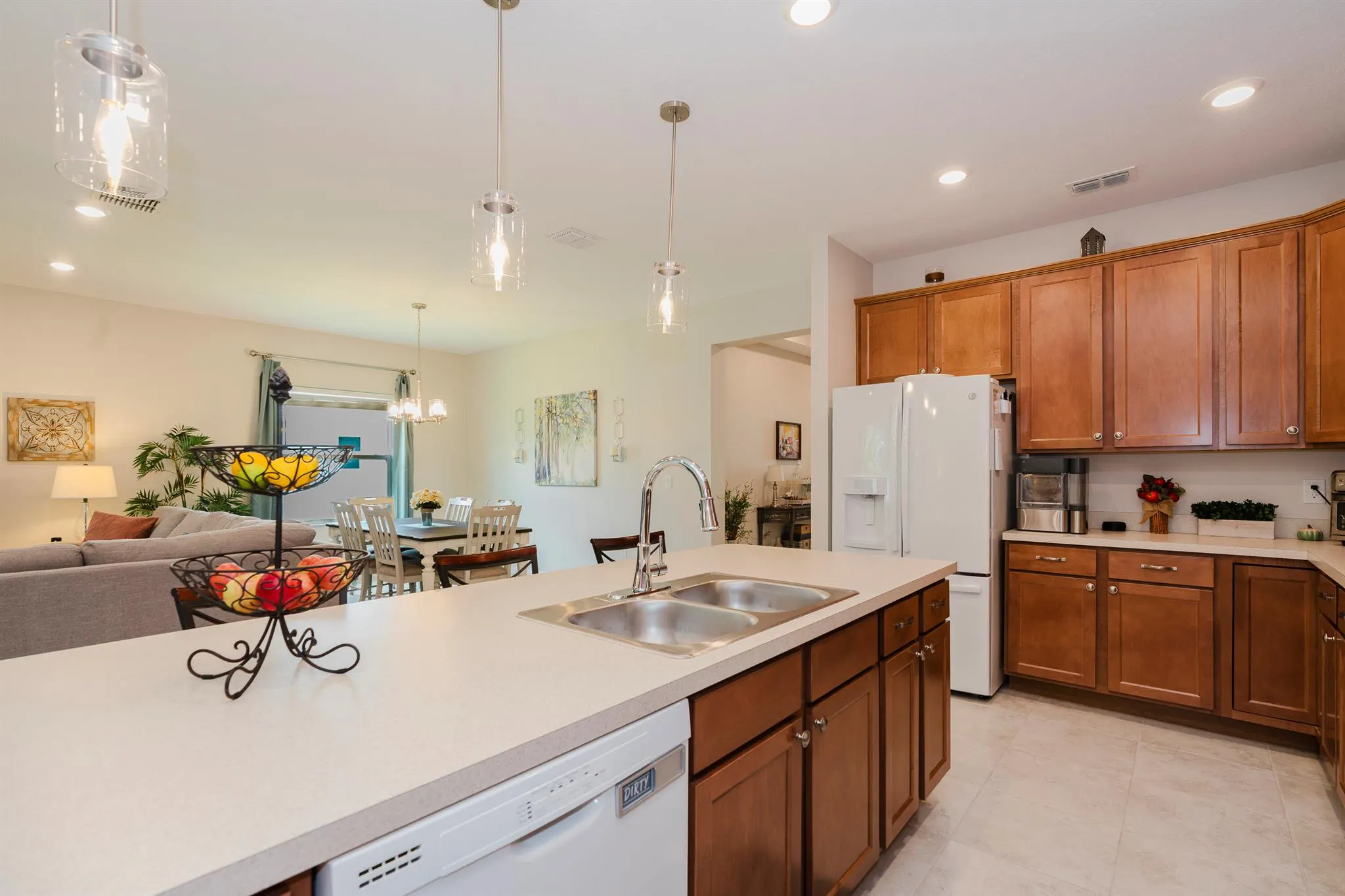742 SE Majestic Terrace