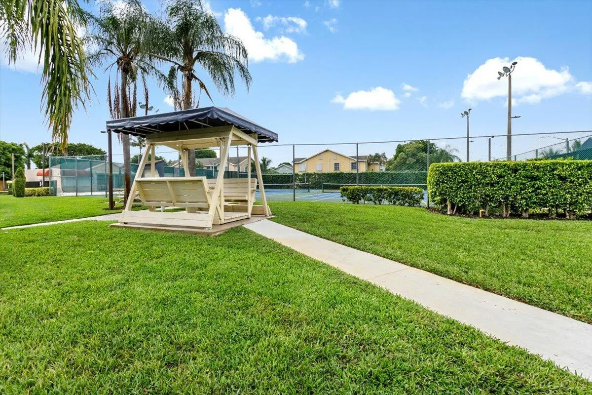 700 Waterside Drive