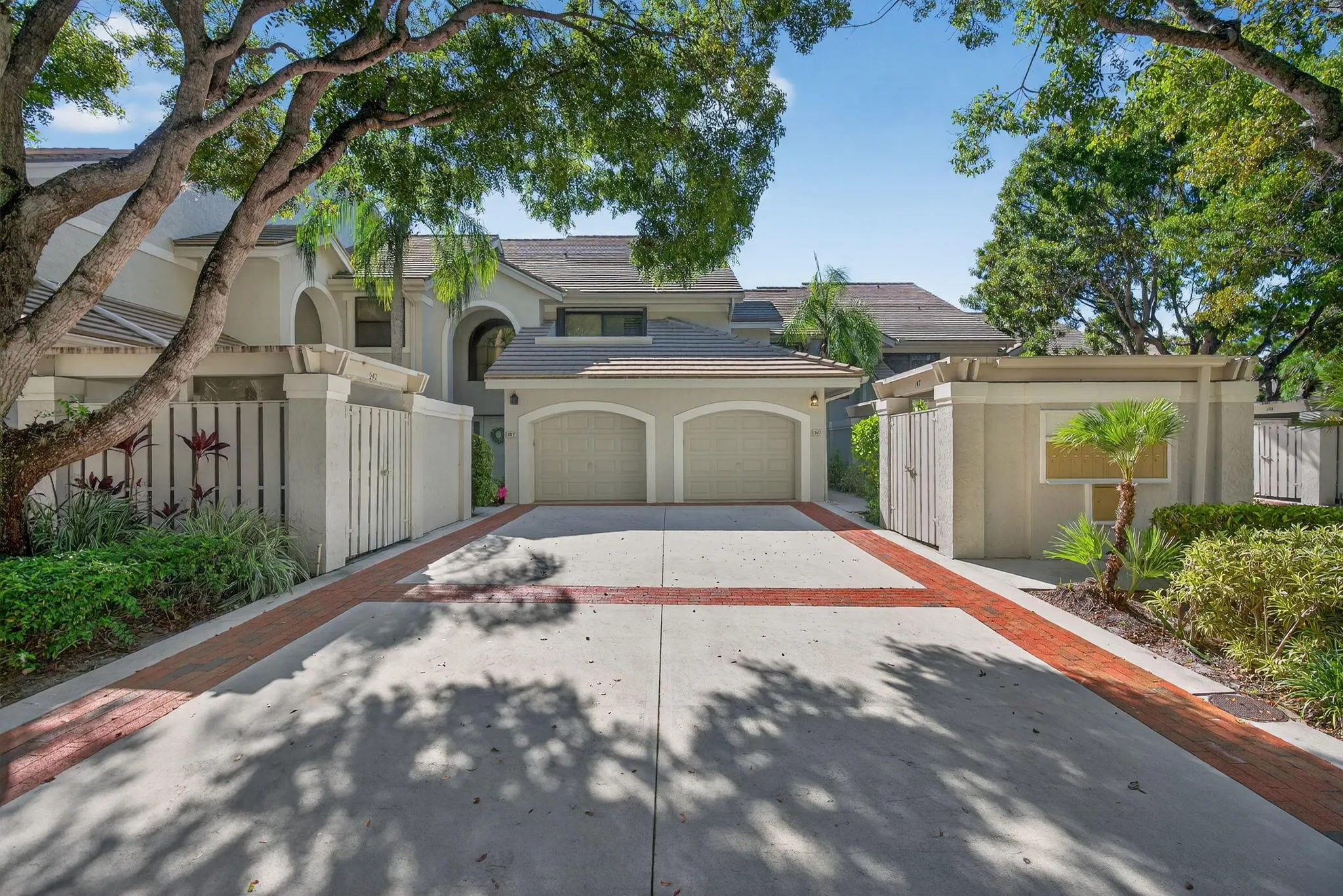 16100 W Bay 147 Drive, #147