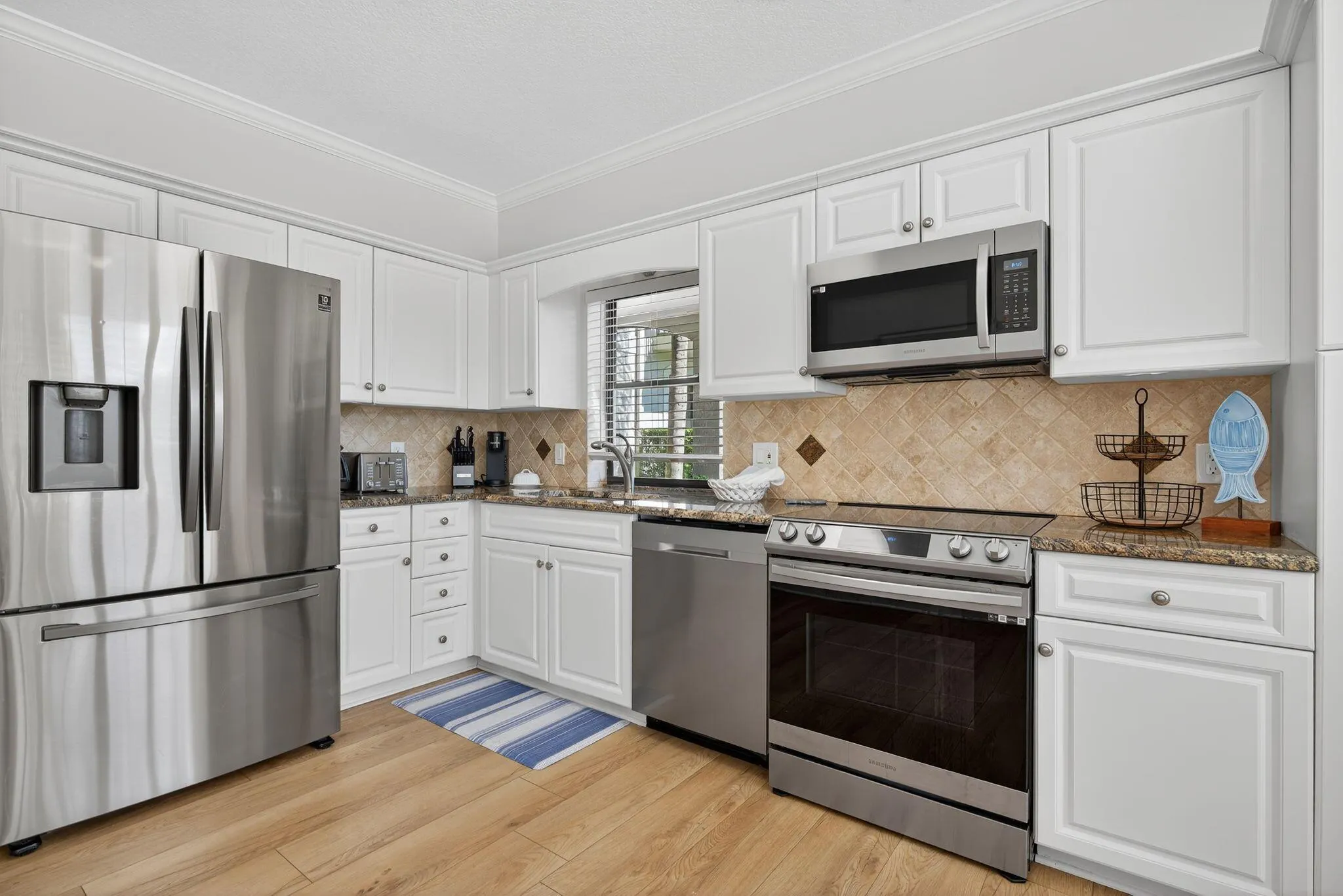 16100 W Bay 147 Drive, #147