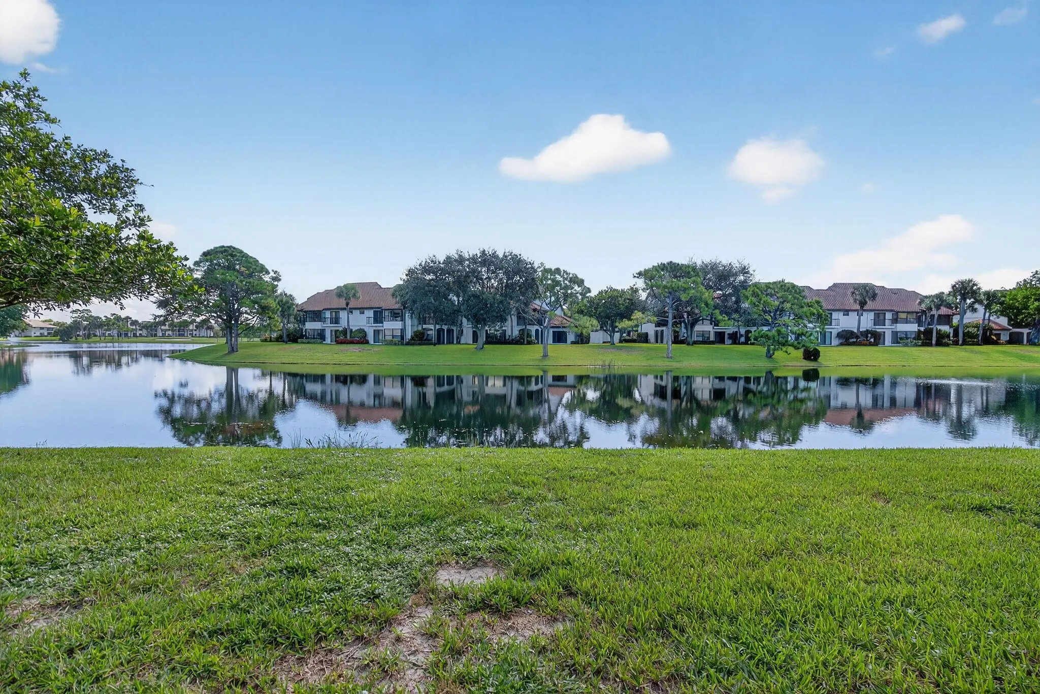 16100 W Bay 147 Drive, #147