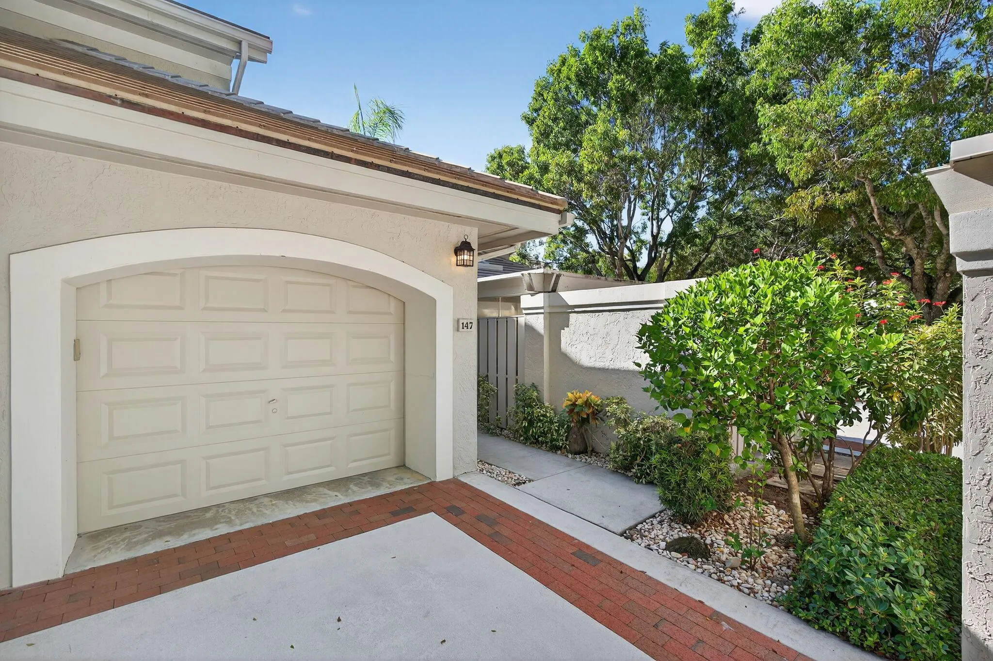 16100 W Bay 147 Drive, #147