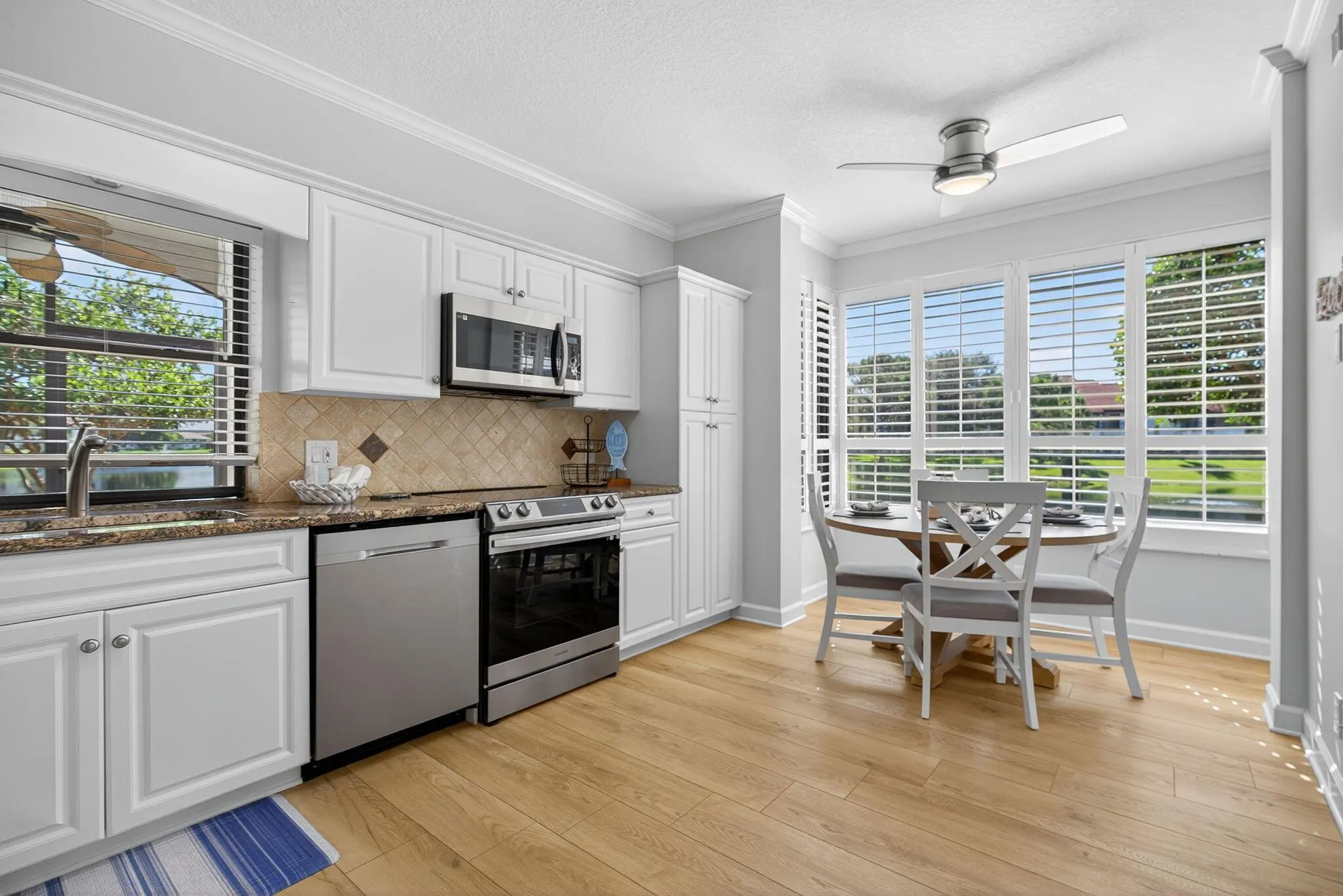 16100 W Bay 147 Drive, #147