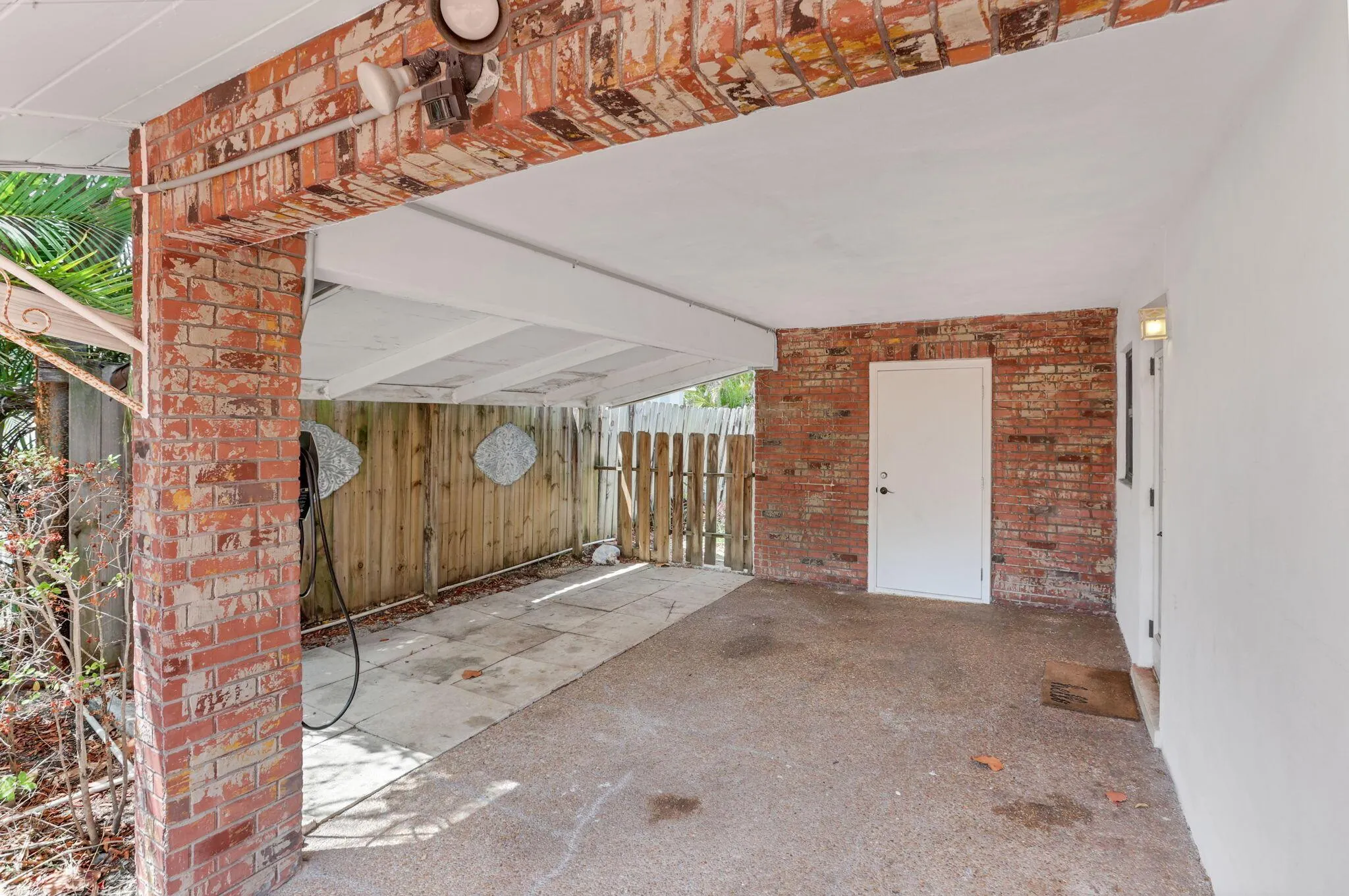 1701 NE 63rd Court