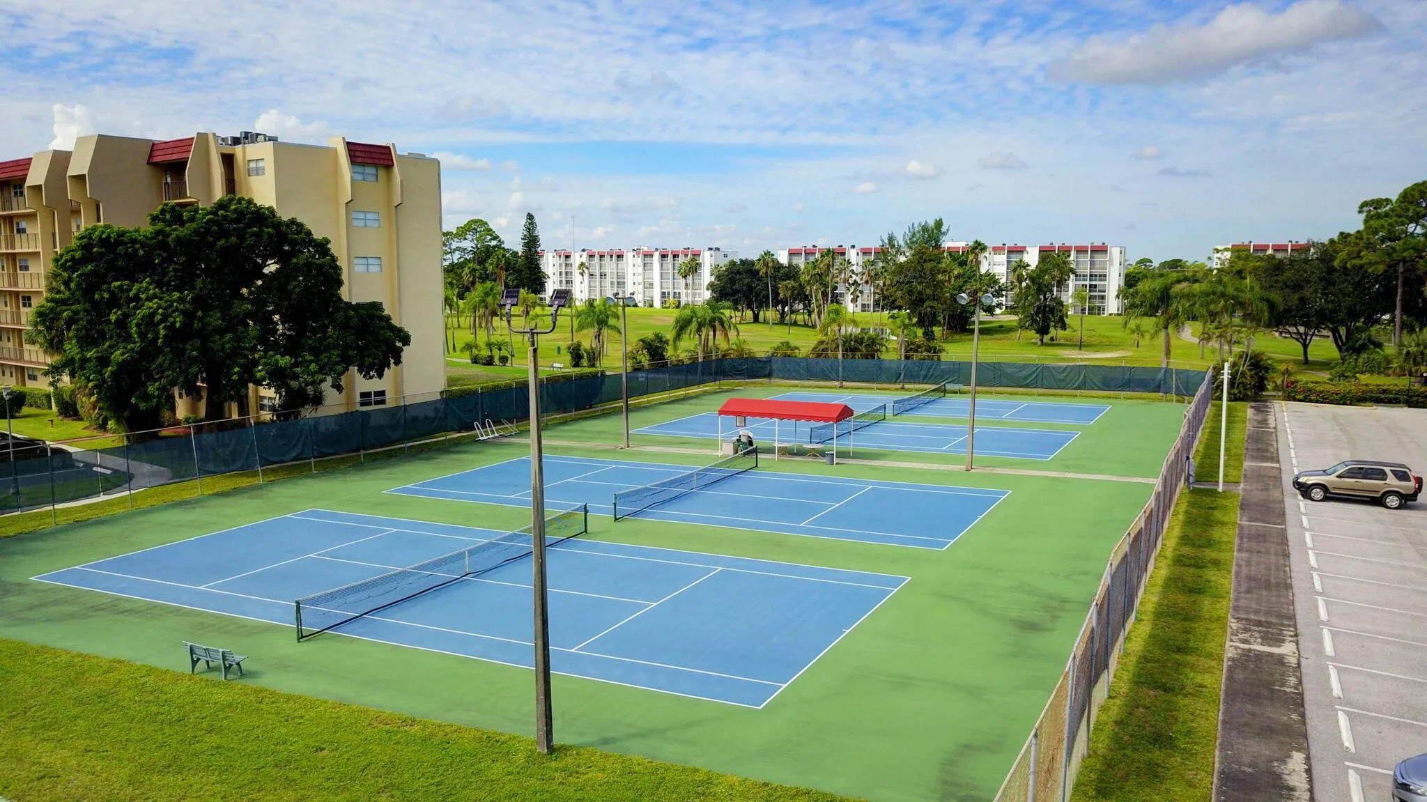 3871 Via Poinciana, #404