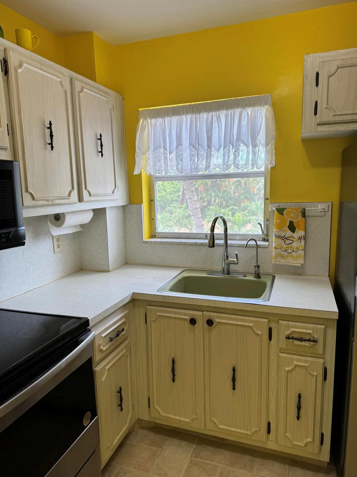 650 Snug Harbor Drive, #G310