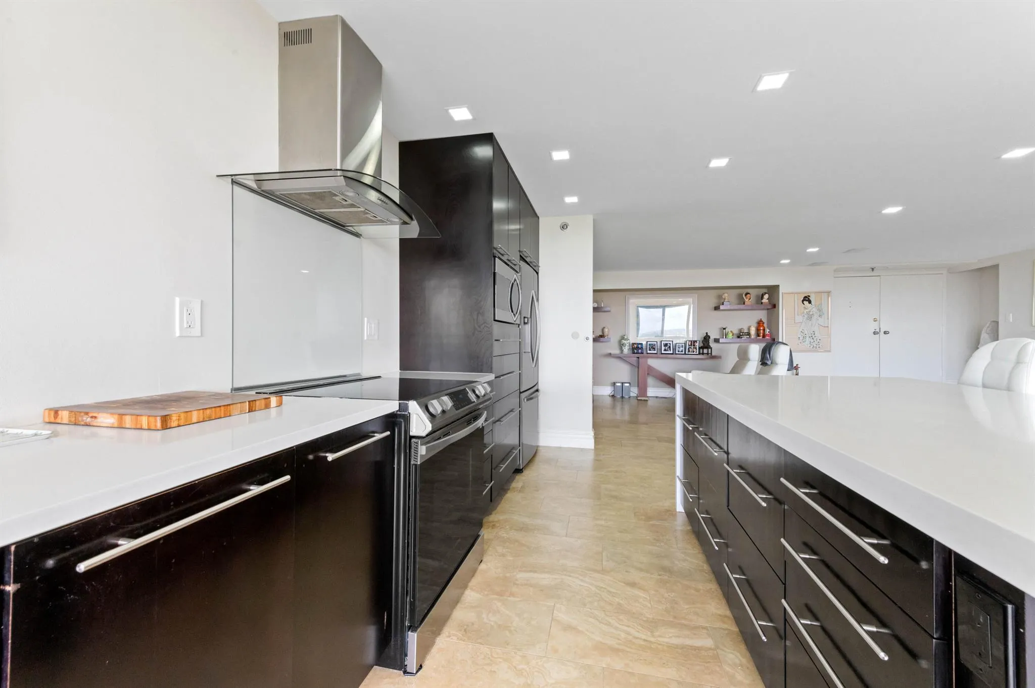 1900 Consulate Place, #1005