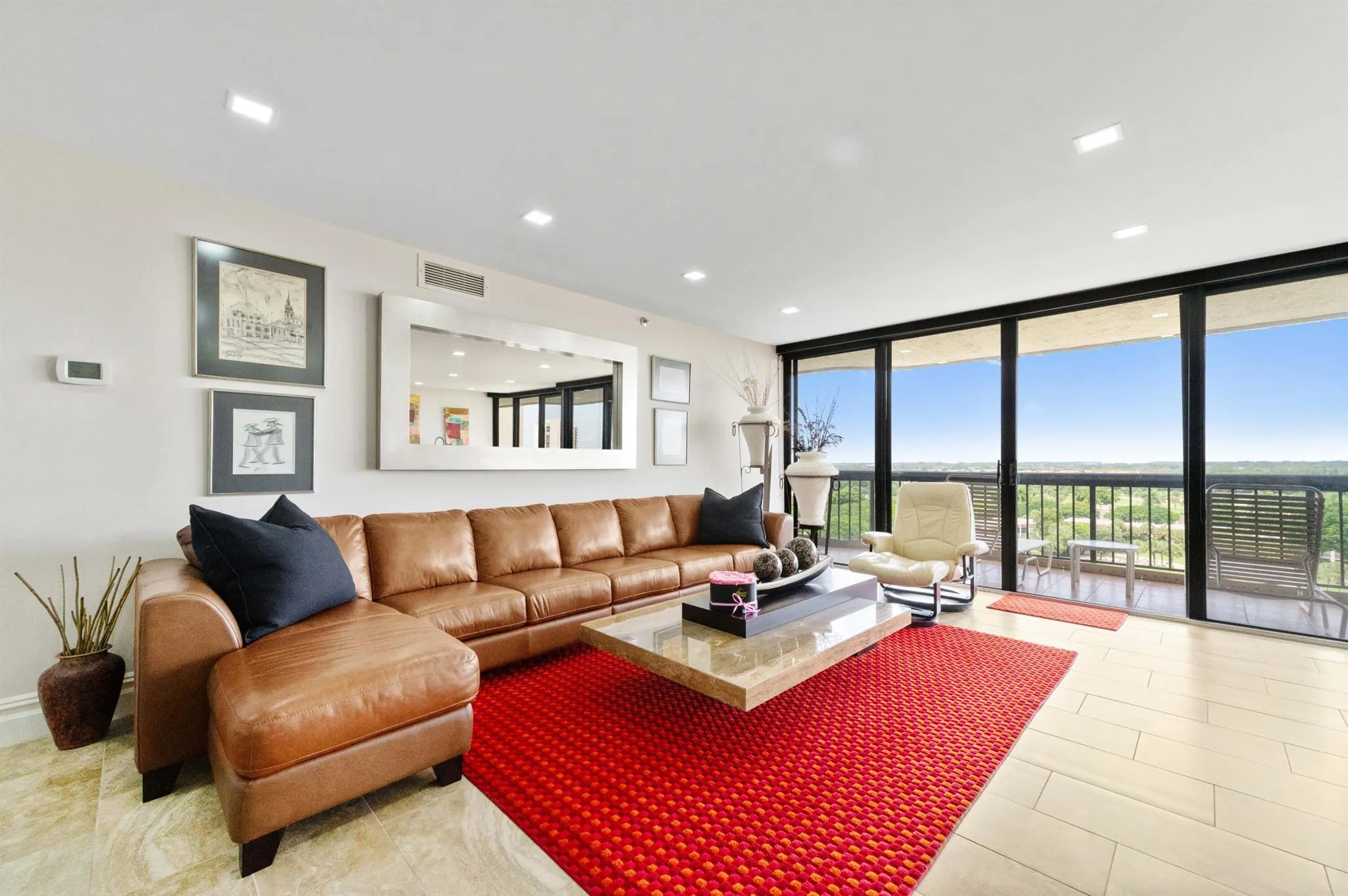 1900 Consulate Place, #1005