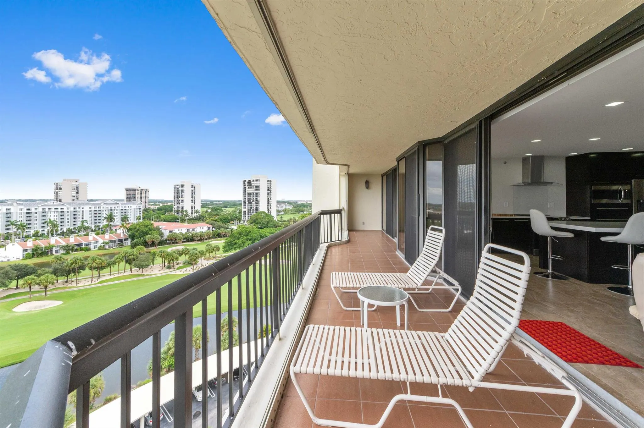 1900 Consulate Place, #1005