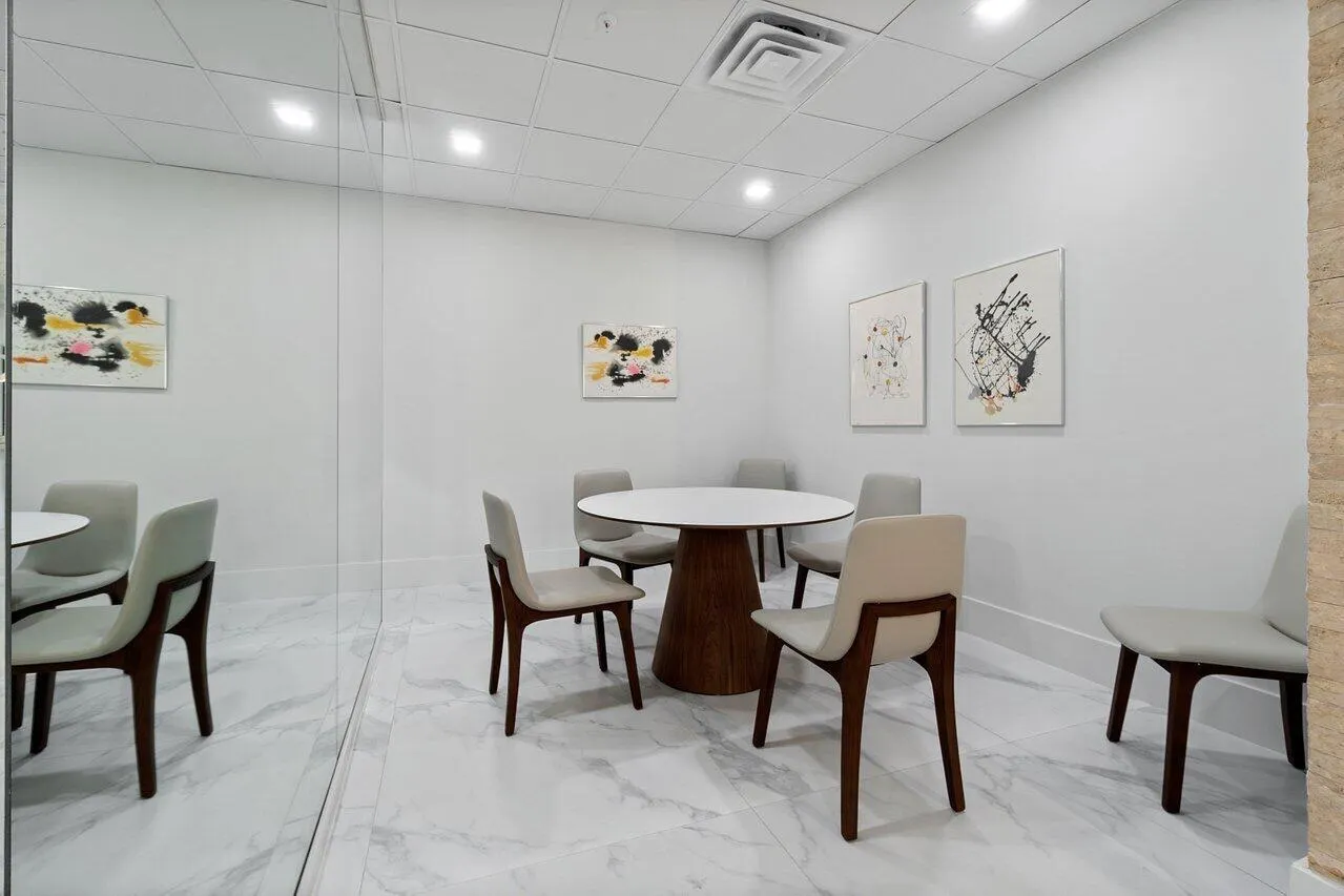 1900 Consulate Place, #1005