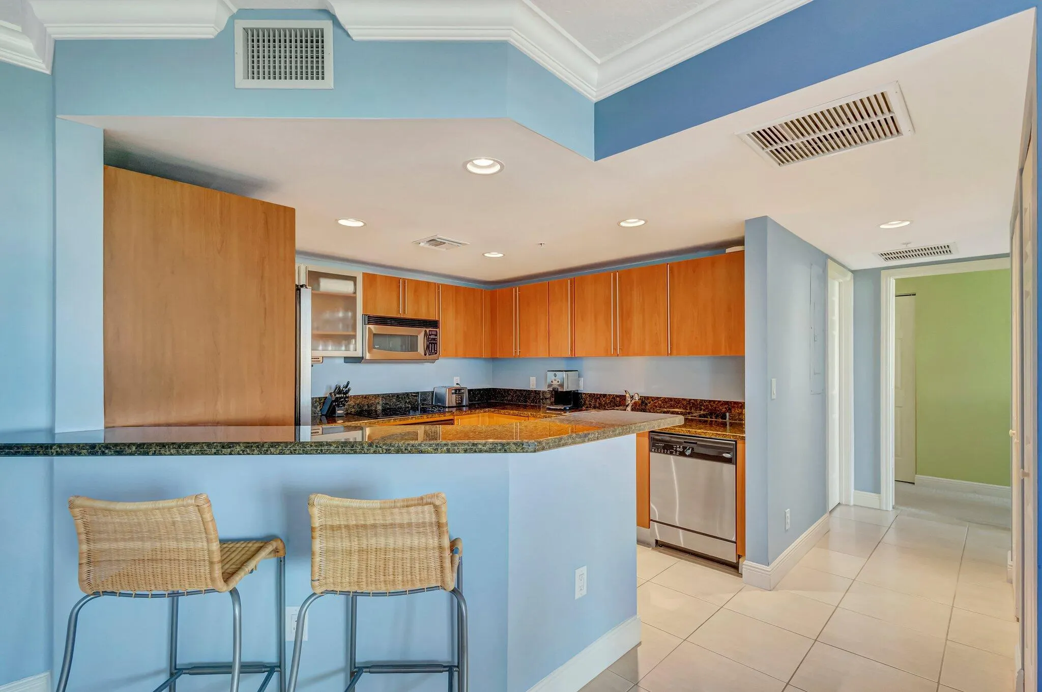 610 Clematis Street, #400 & 402