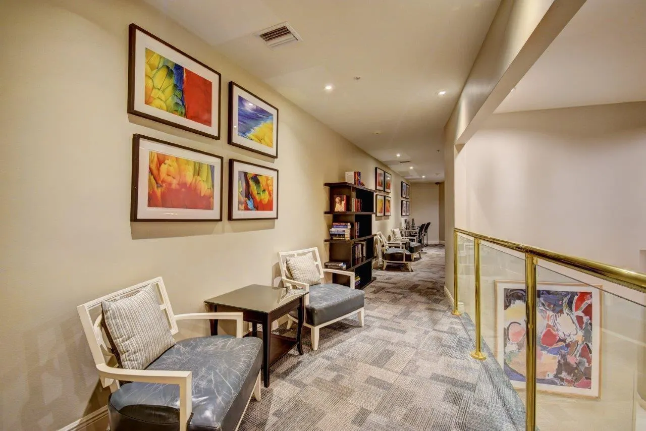 610 Clematis Street, #400 & 402