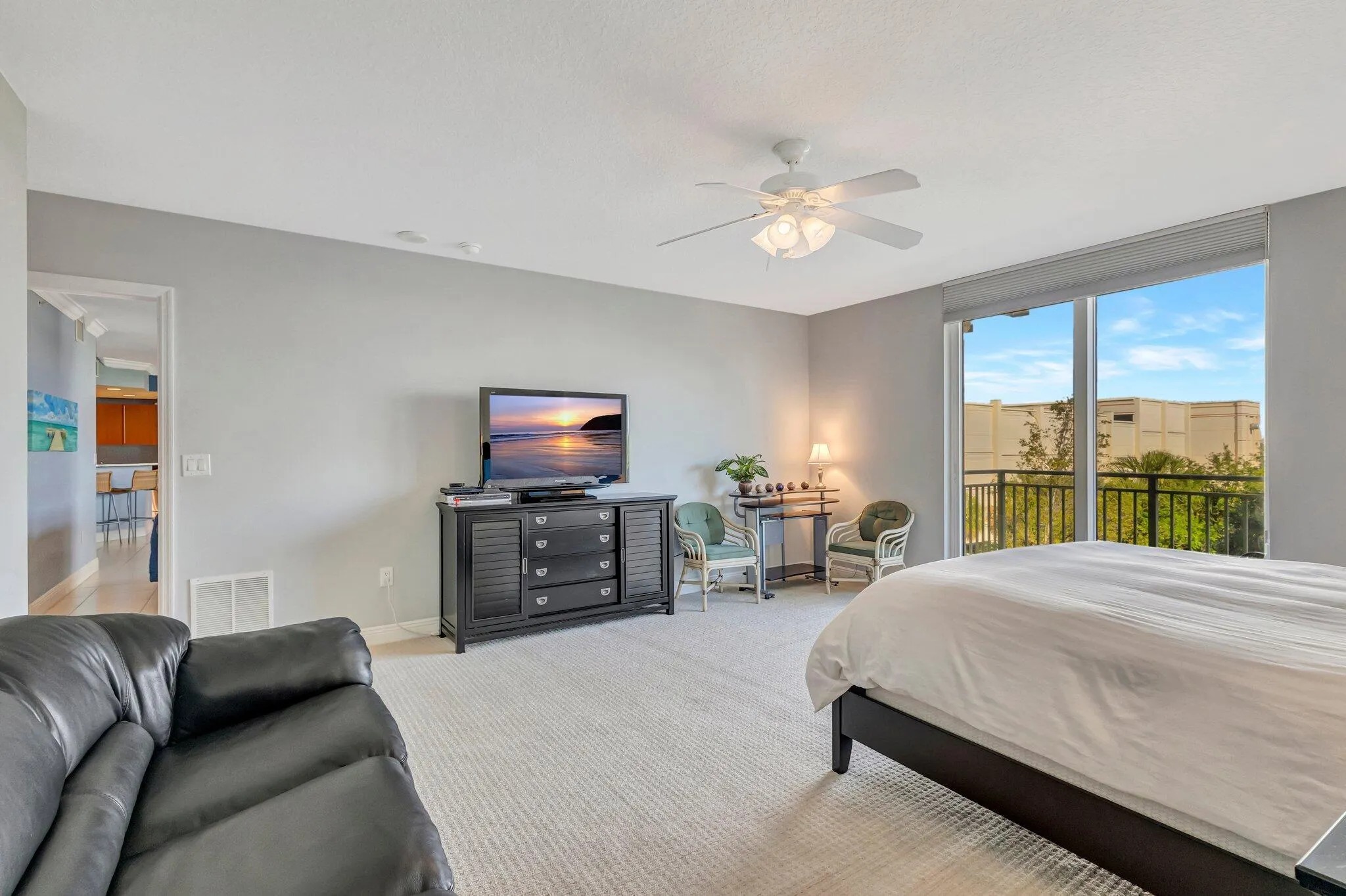 610 Clematis Street, #400 & 402