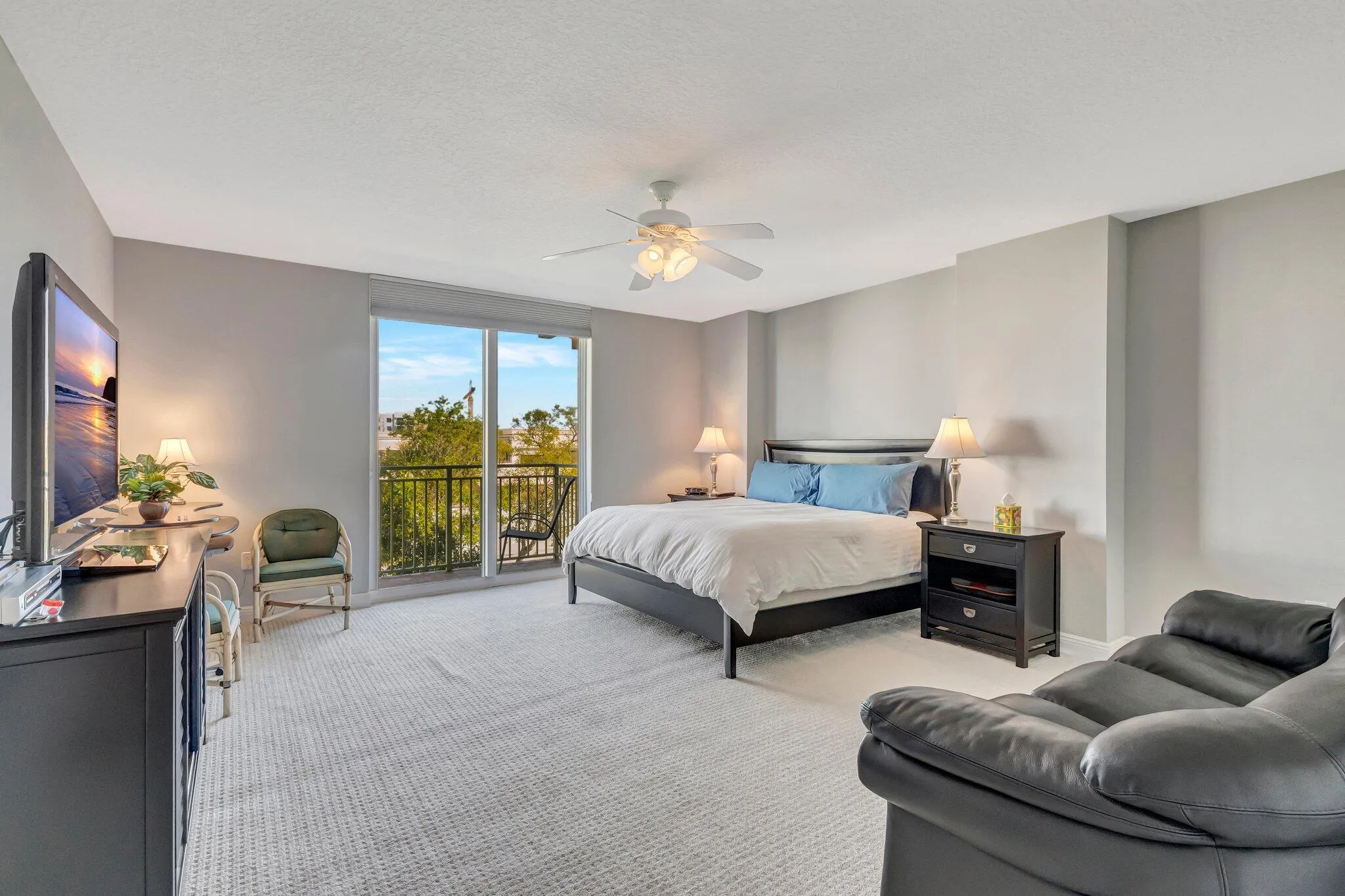 610 Clematis Street, #400 & 402