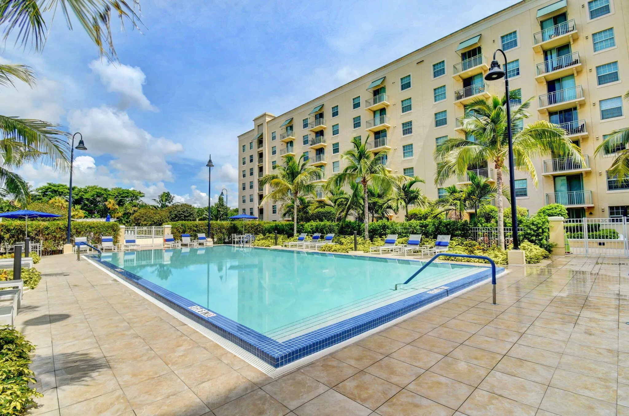 610 Clematis Street, #400 & 402