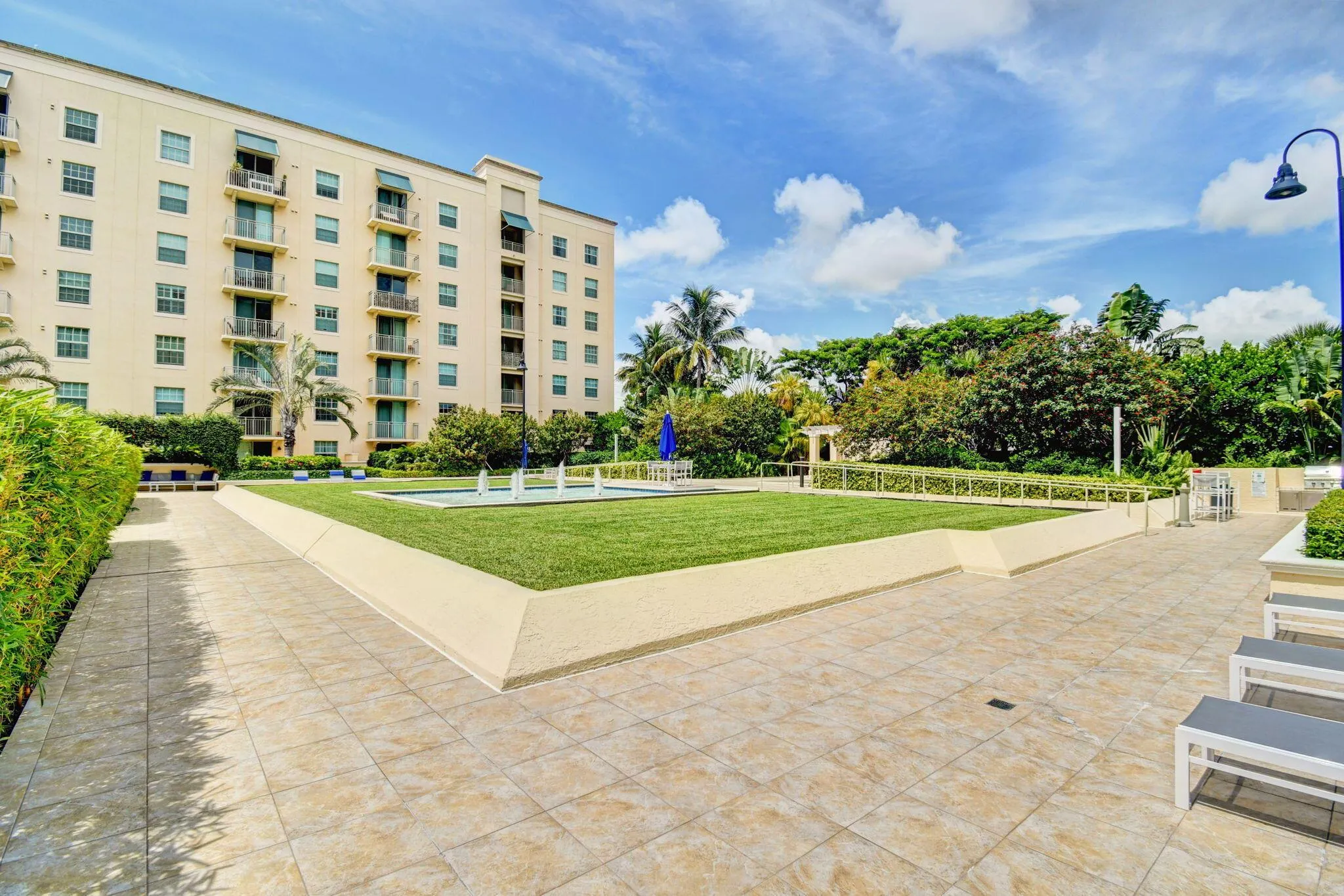 610 Clematis Street, #400 & 402