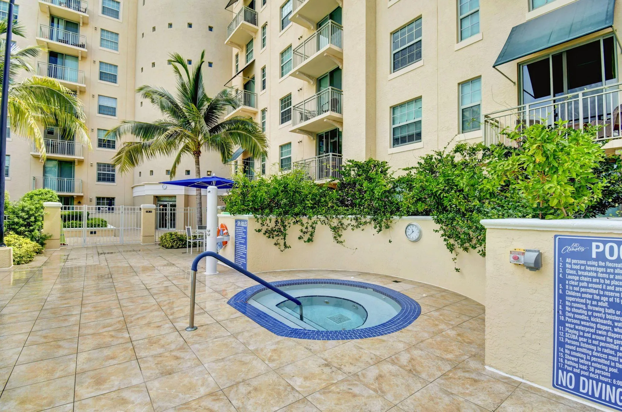610 Clematis Street, #400 & 402