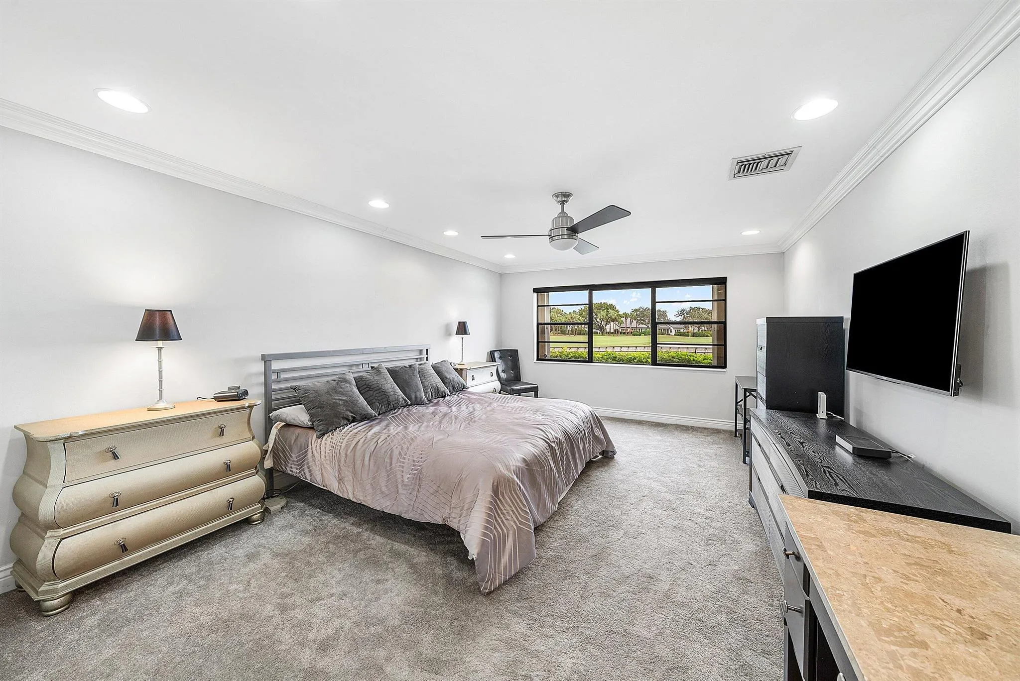 23 Eastgate Drive, #C