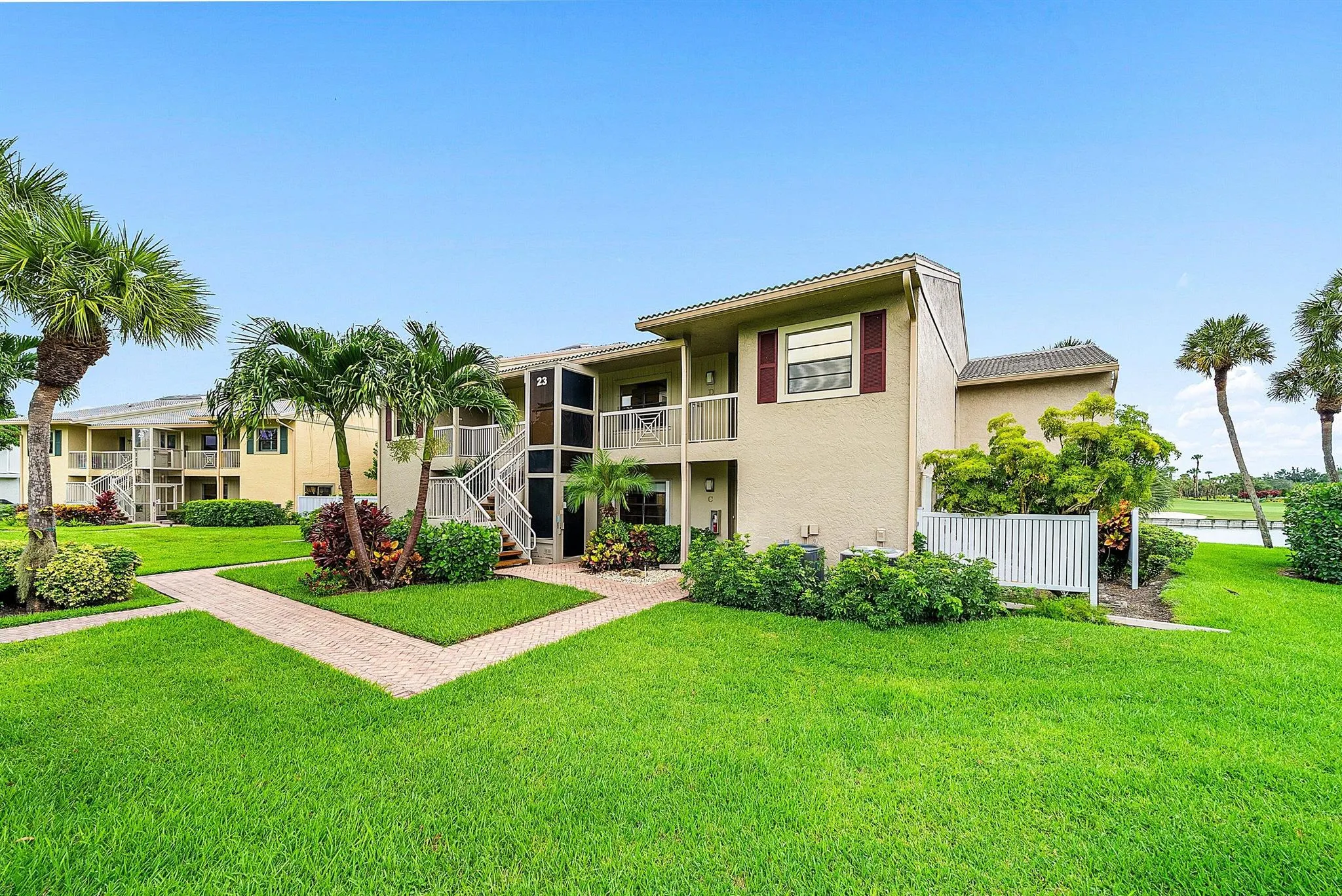 23 Eastgate Drive, #C