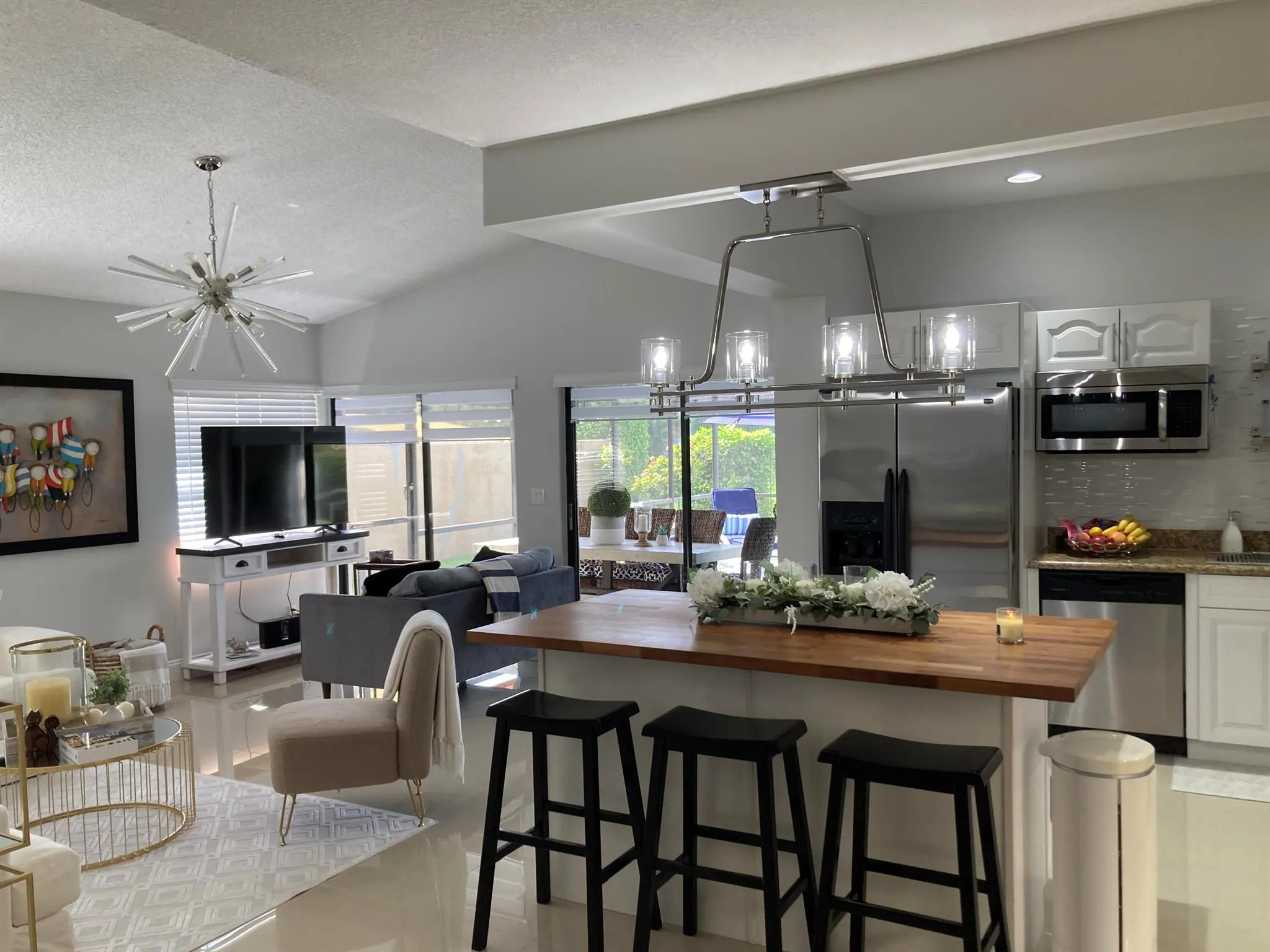 7615 Solimar Circle