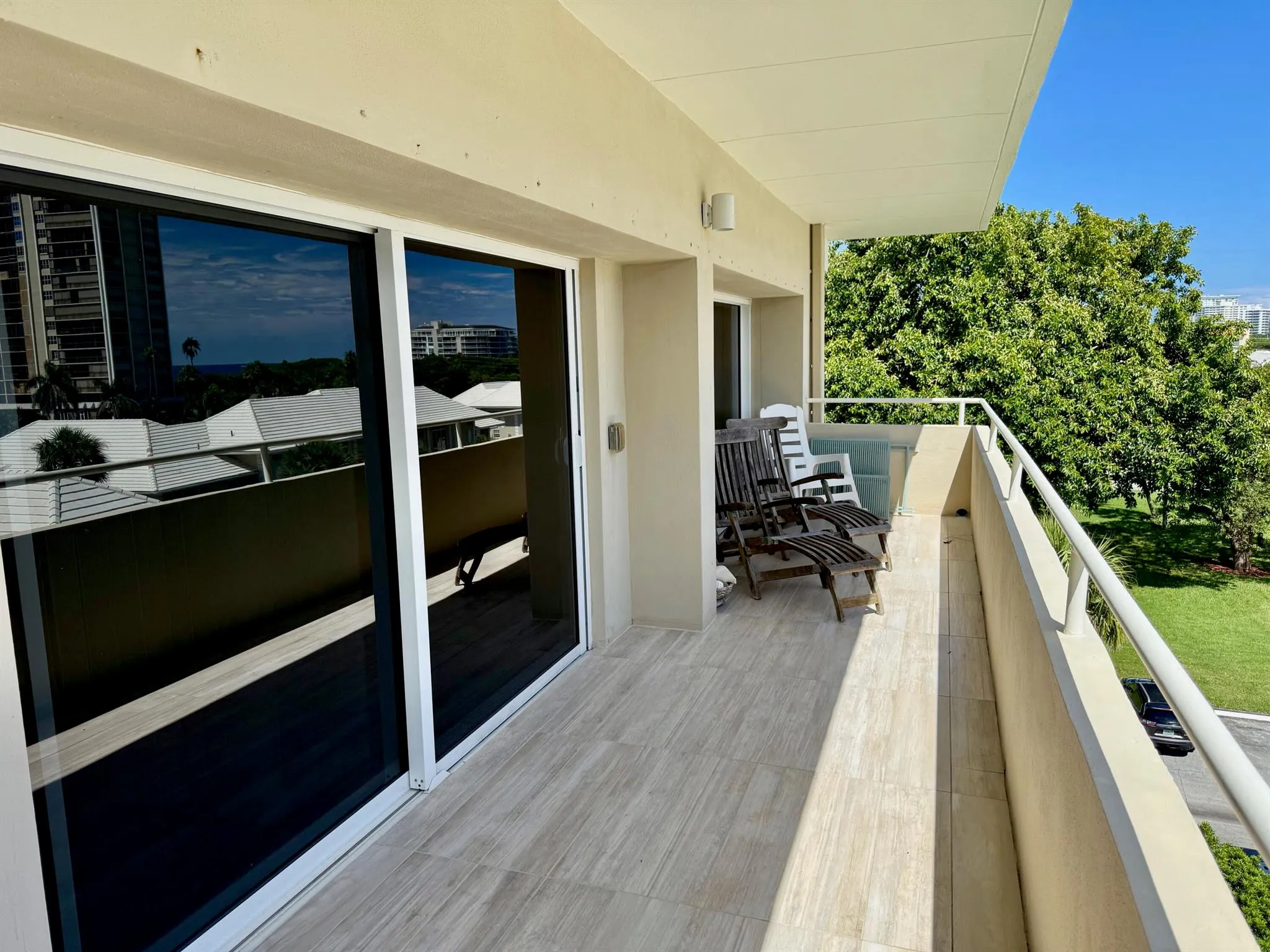 1299 S Ocean Boulevard, #F12