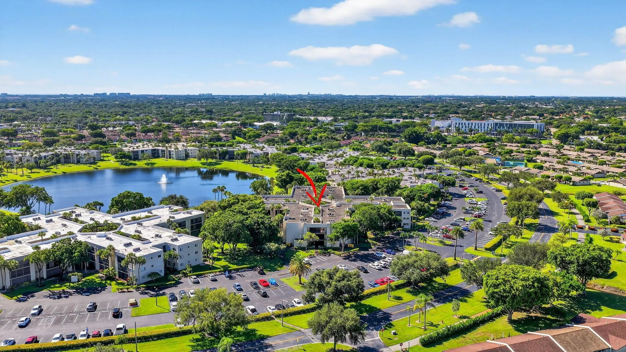 5220 Las Verdes Circle, #304