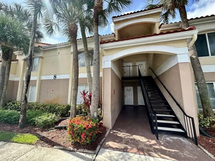 815 W Boynton Beach Boulevard, #8-204