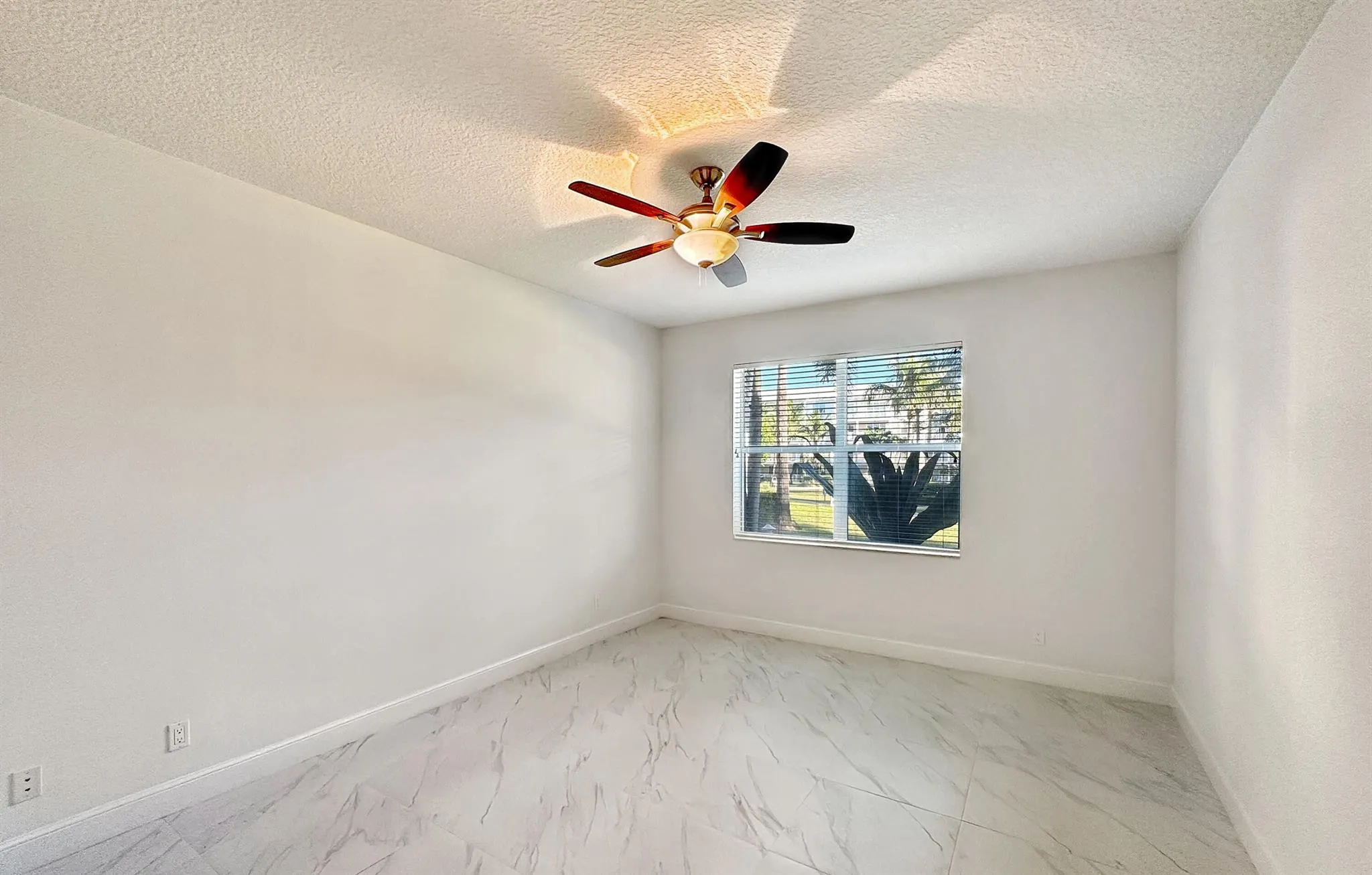 312 Bay Colony Drive N, #312