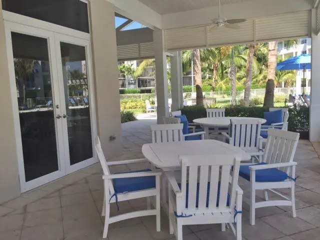 312 Bay Colony Drive N, #312