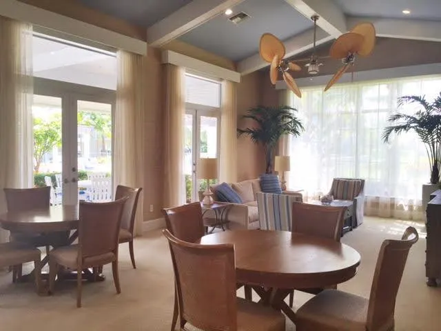 312 Bay Colony Drive N, #312