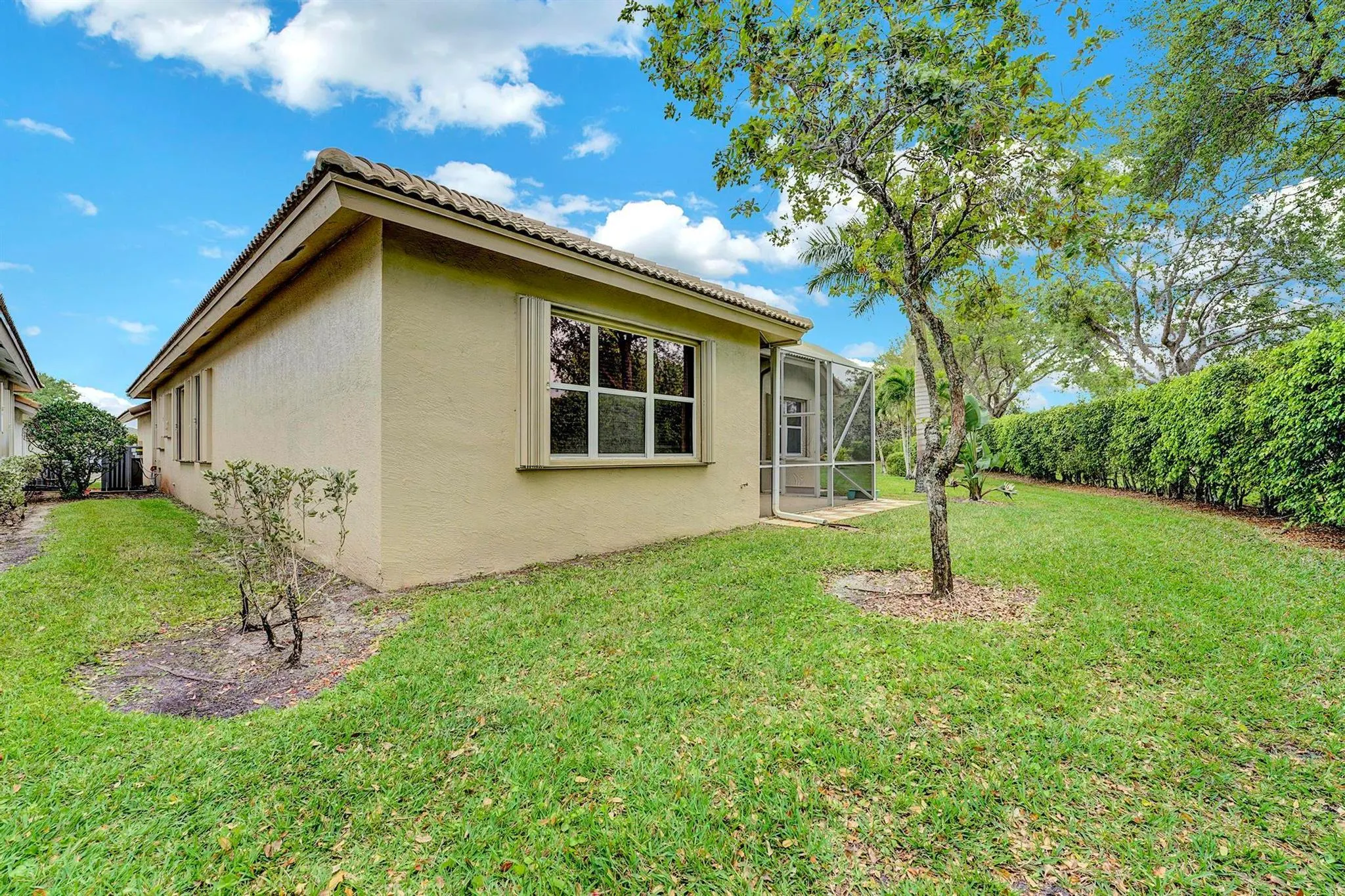 9056 Bay Harbour Circle
