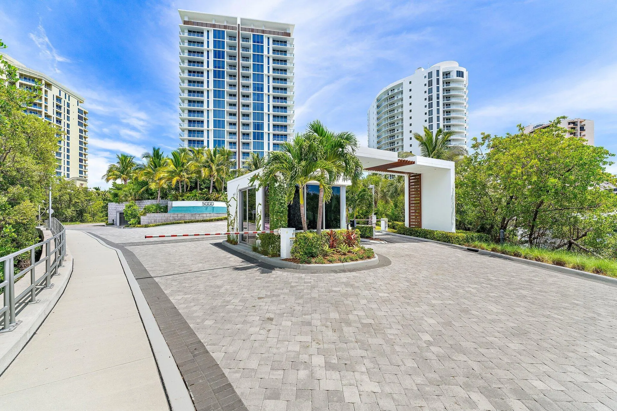 5000 N Ocean Drive, #1003