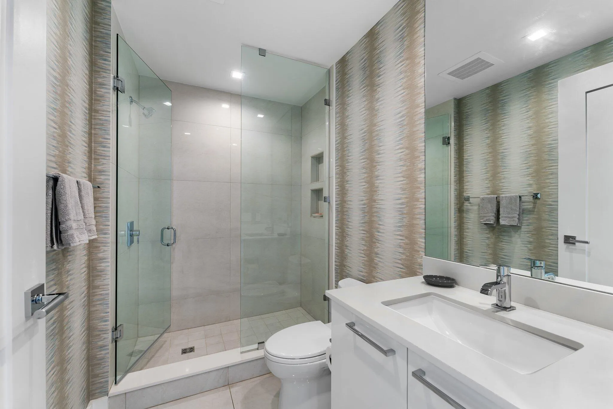 5000 N Ocean Drive, #1003