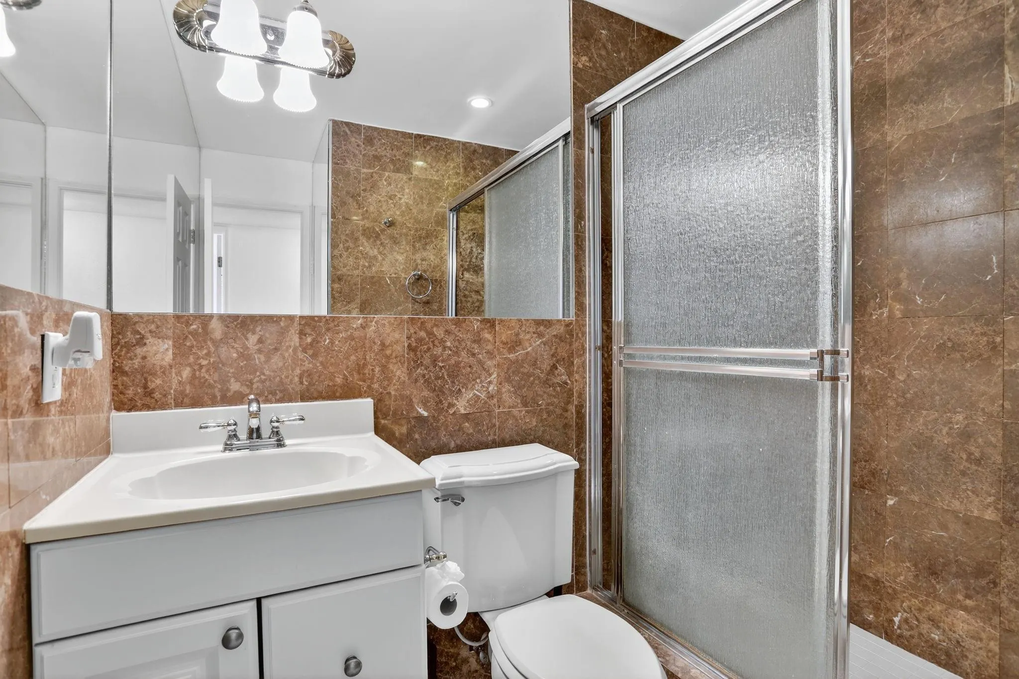 2870 NE 14th St Causeway, #104c