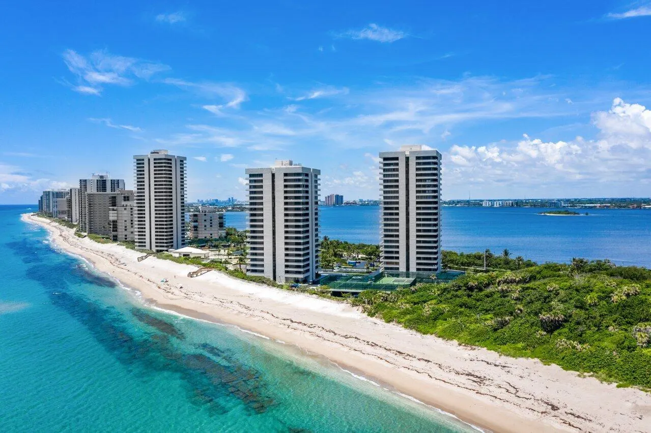 5540 N Ocean Drive, #1c