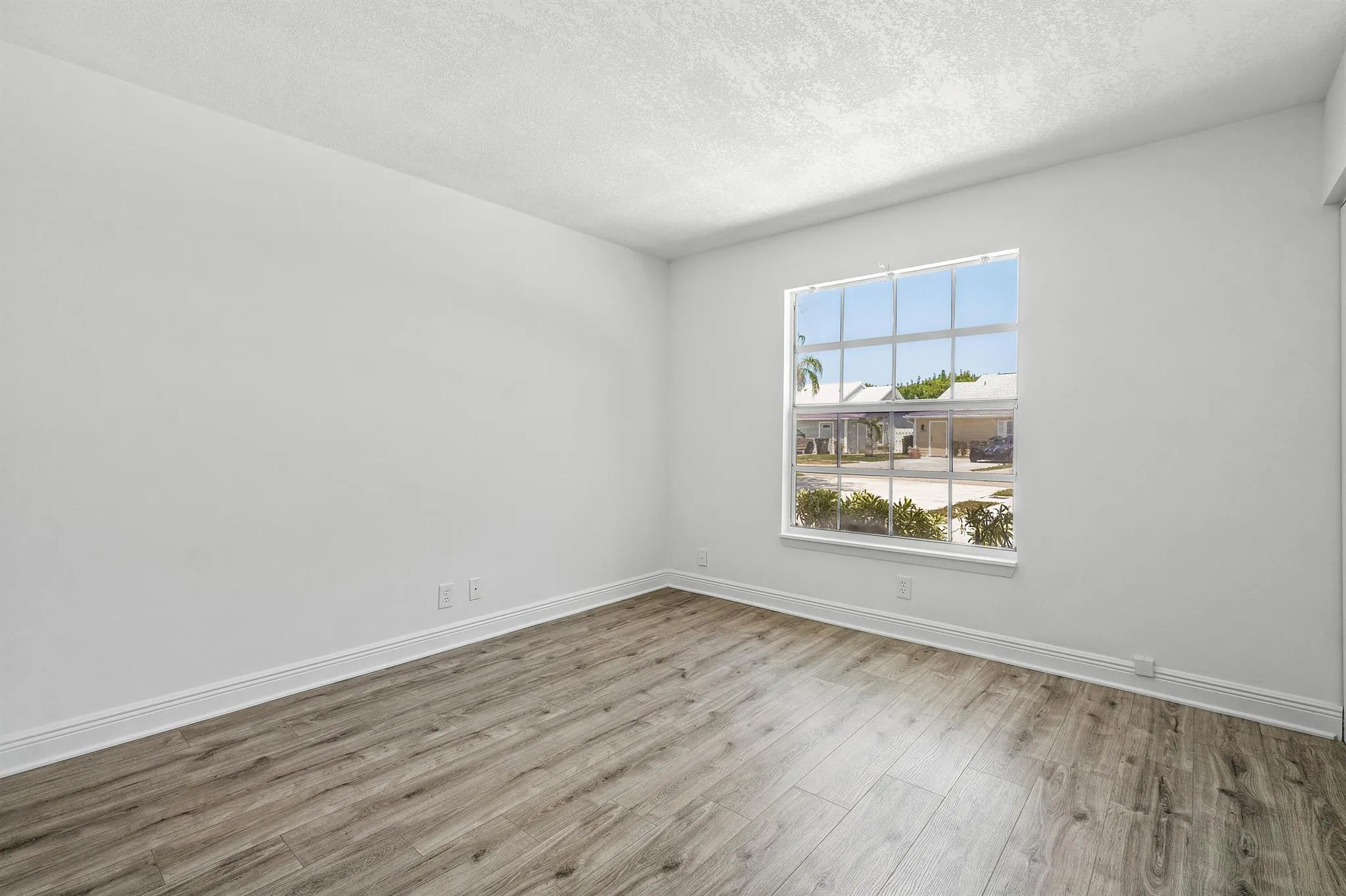 1478 Royal Forest Court