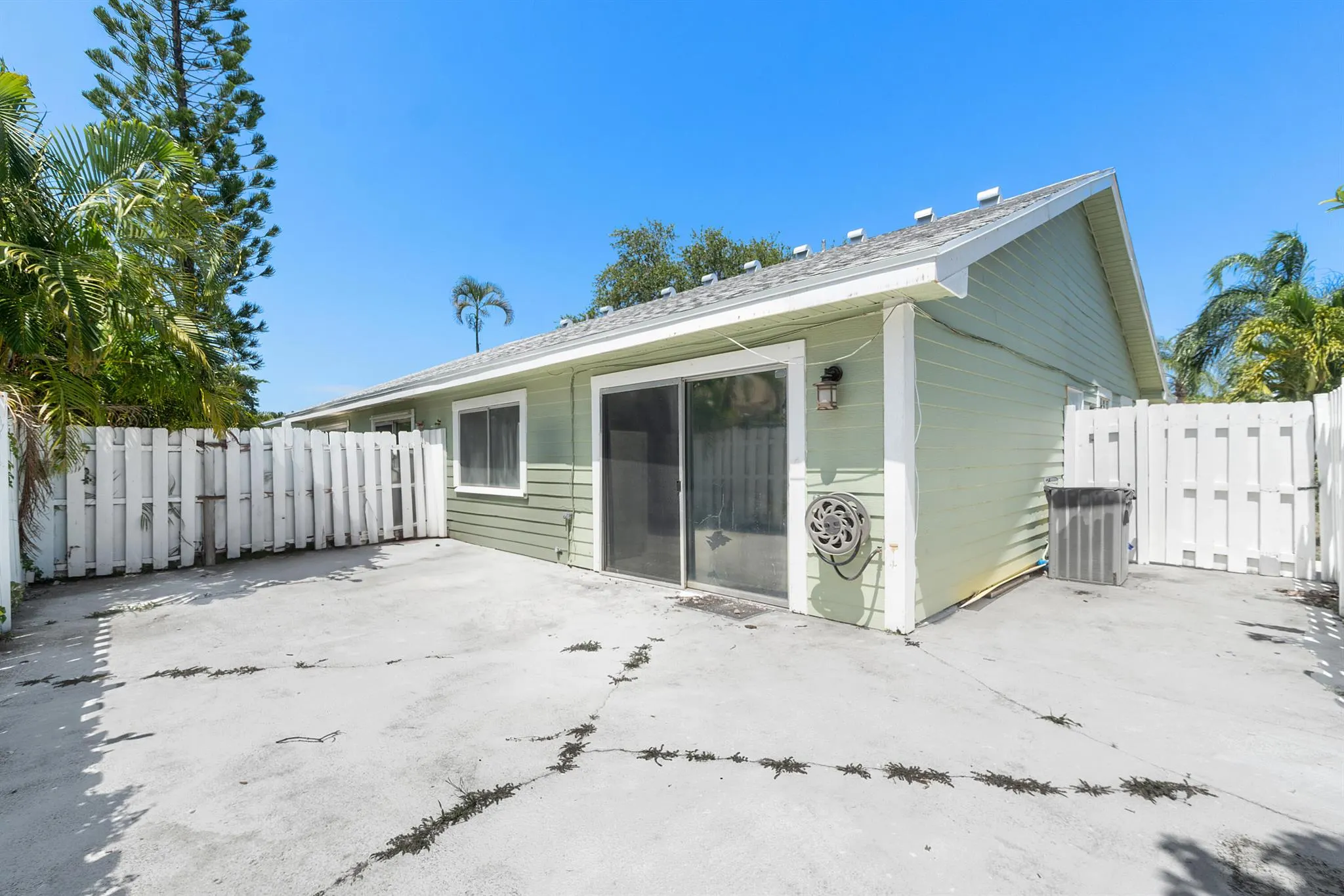 1478 Royal Forest Court
