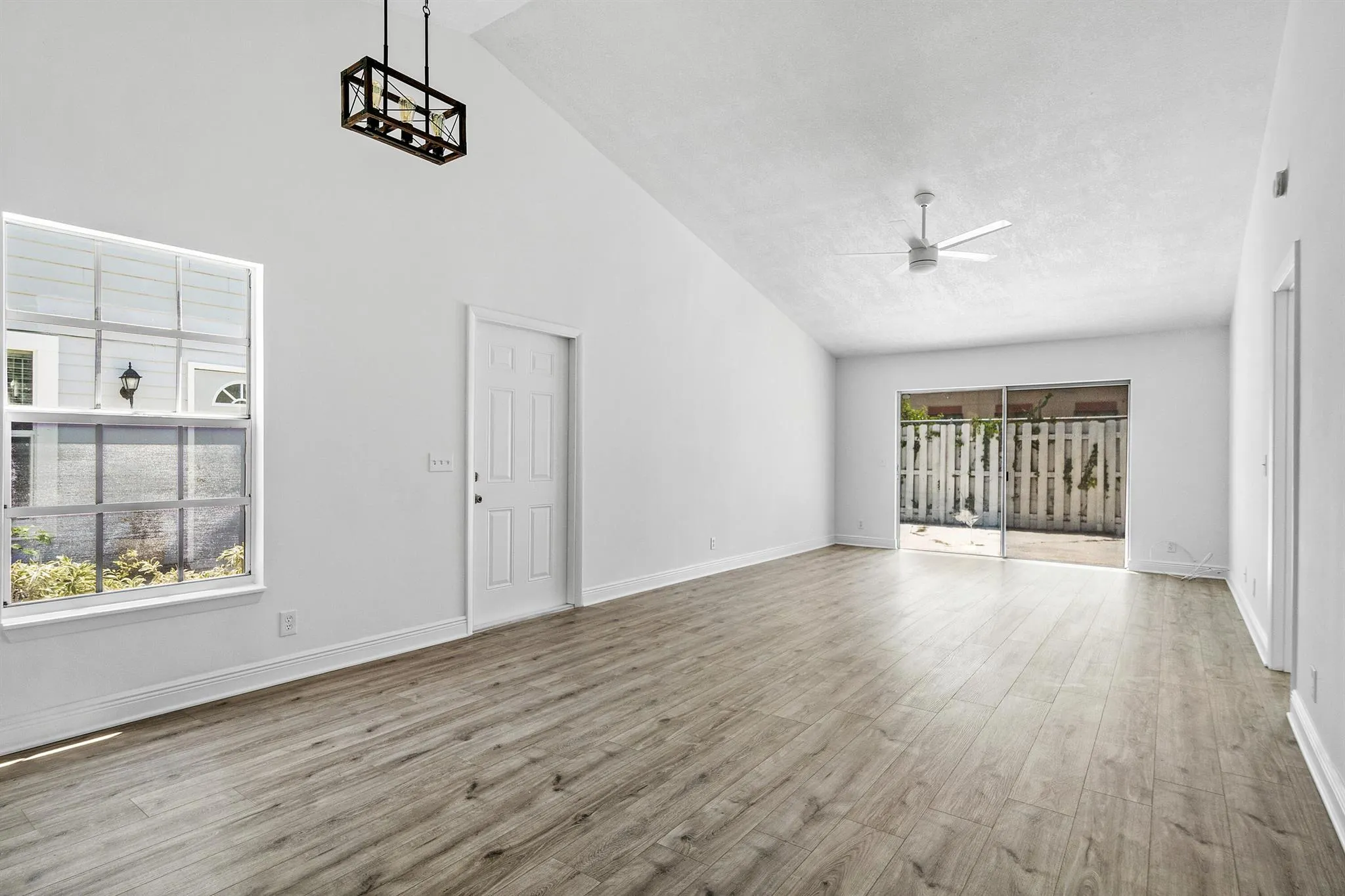 1478 Royal Forest Court