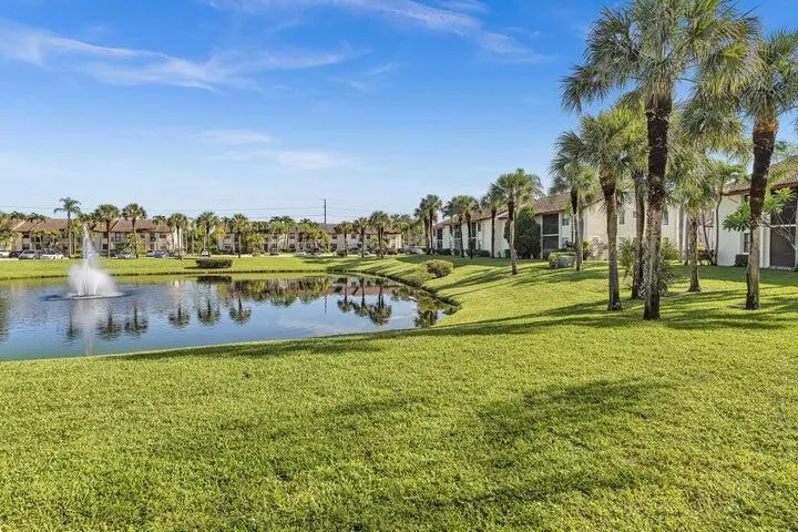 22017 Palms Way, #204