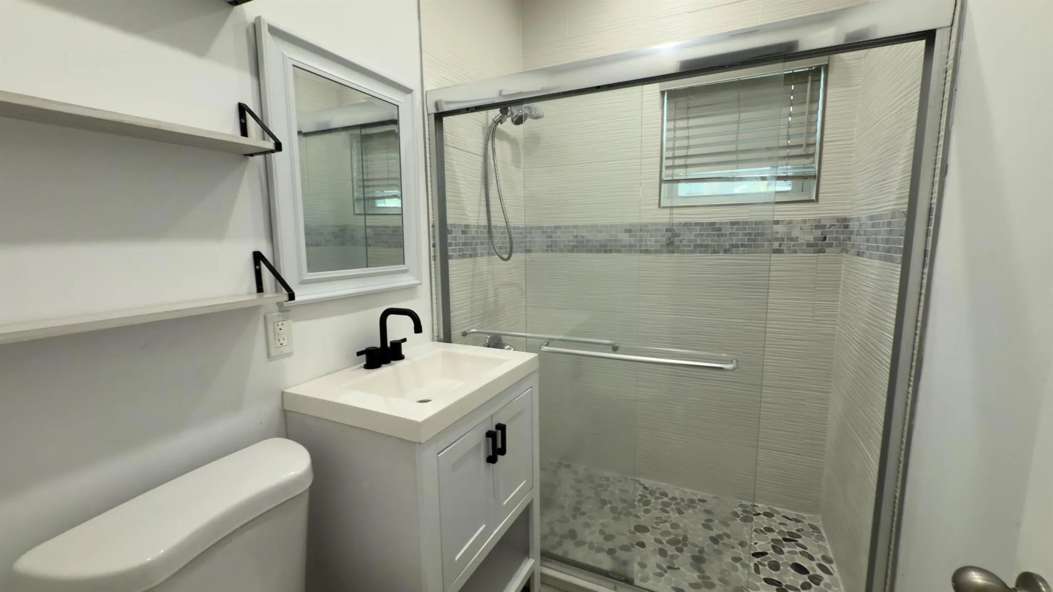 551 NW Nw 107th Street