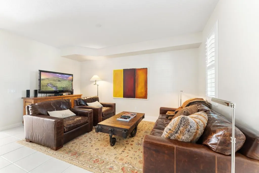 4103 Community Drive