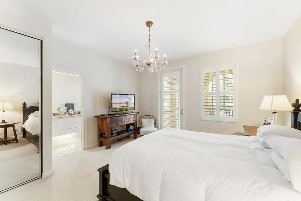 4103 Community Drive