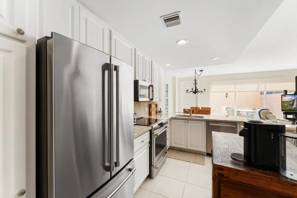 4103 Community Drive