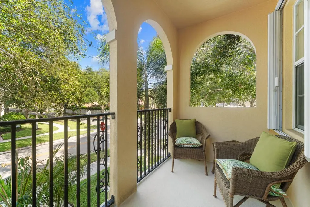 4103 Community Drive