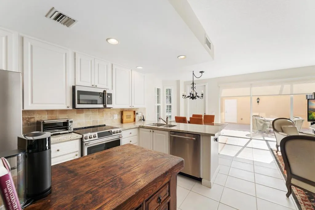 4103 Community Drive