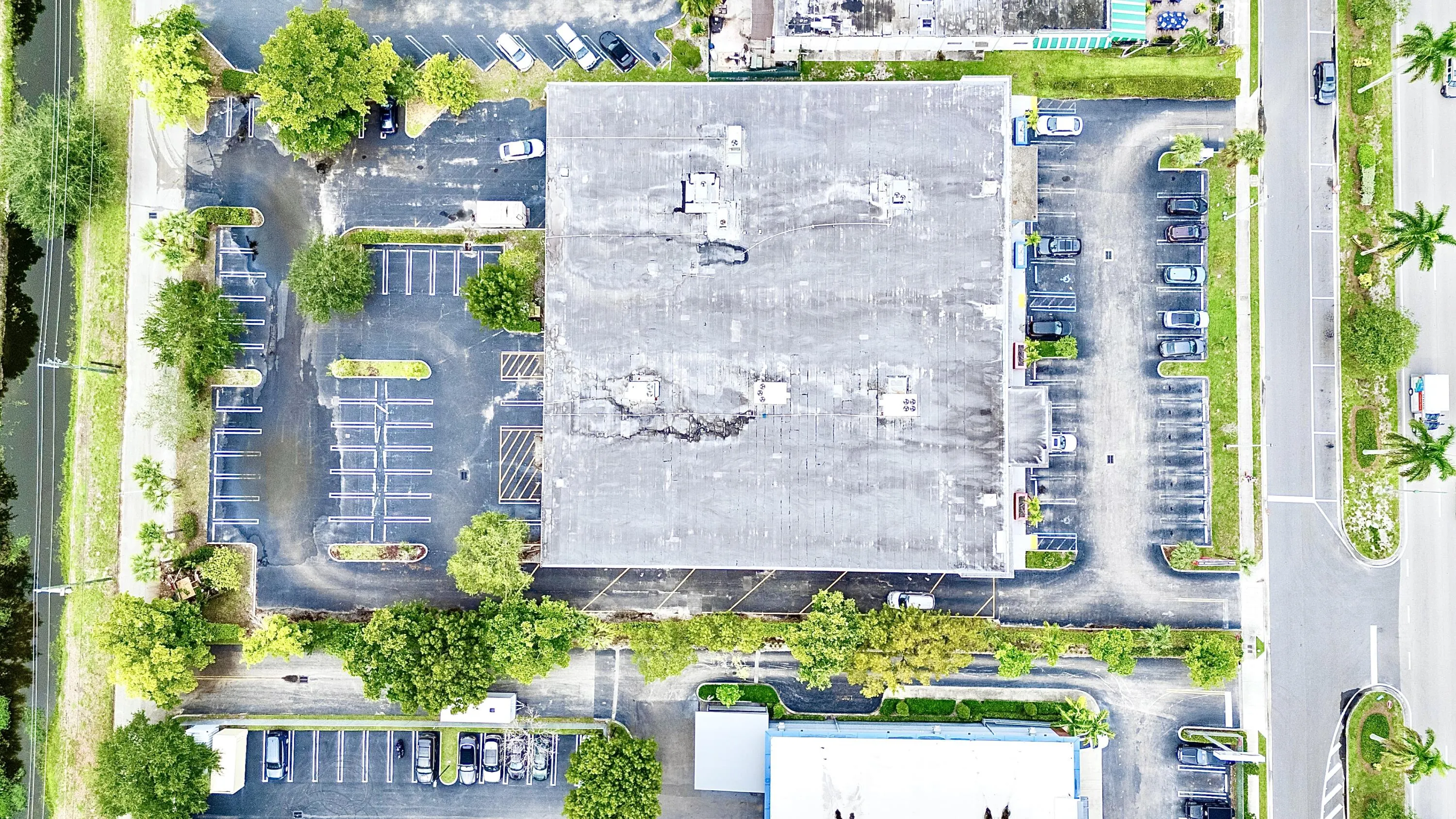 2223 Palm Beach Lakes Boulevard