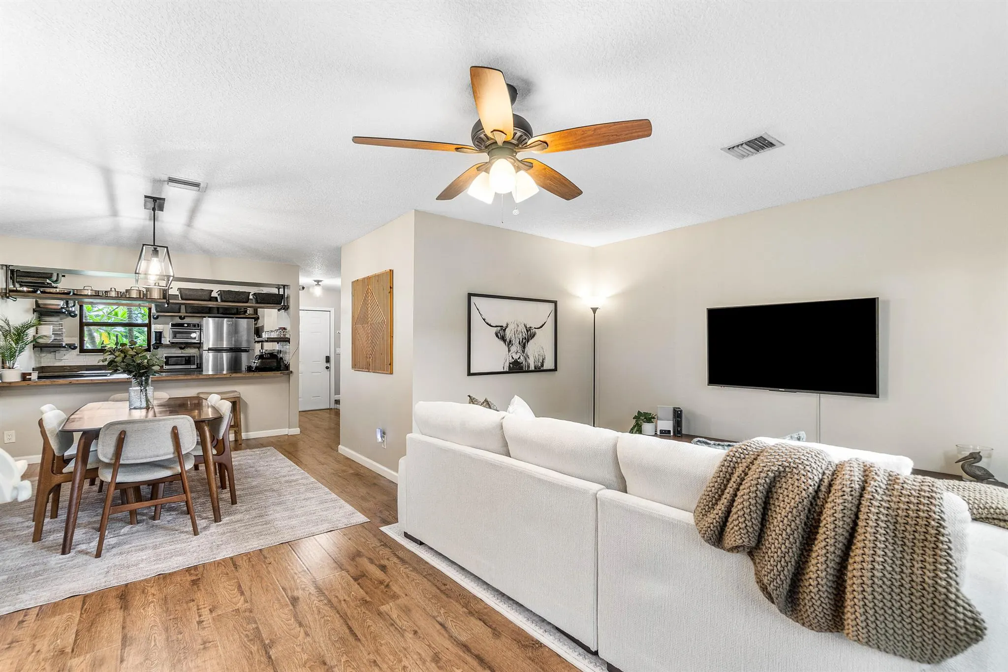 4505 Pier Drive